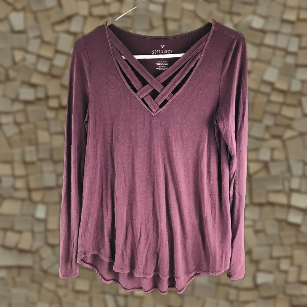 American Eagle Outfitters Soft & Sexy by AEO Shirt Womens M Purple Long Sleeve Criss Cross V-Neck Blouse Size M / US 6-8 / IT 42-44 - 1 Thumbnail