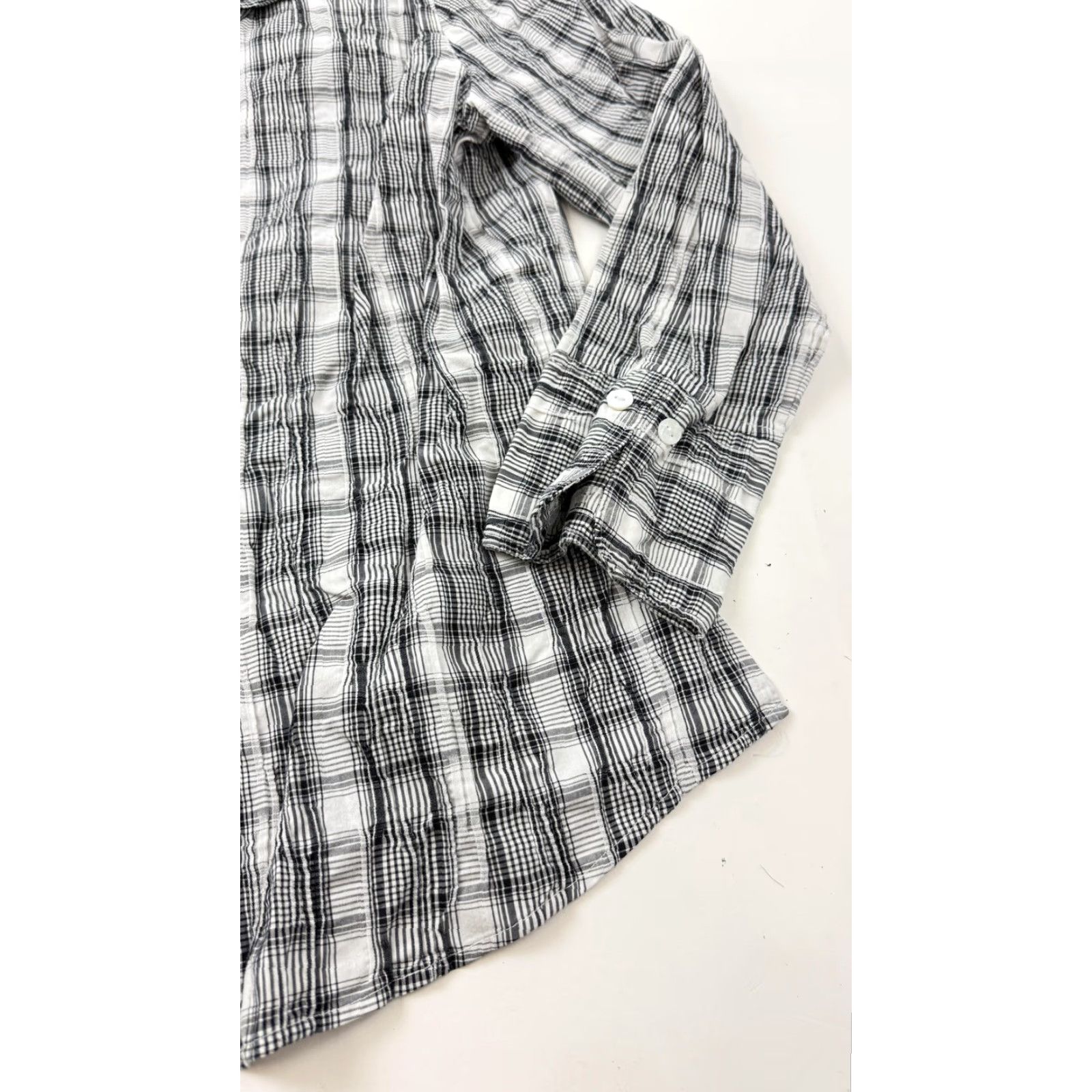 Vintage Foxcroft Shirt Womens 6 Black White Plaid Fitted Long Sleeve Button Front Size M / US 6-8 / IT 42-44 - 3 Thumbnail