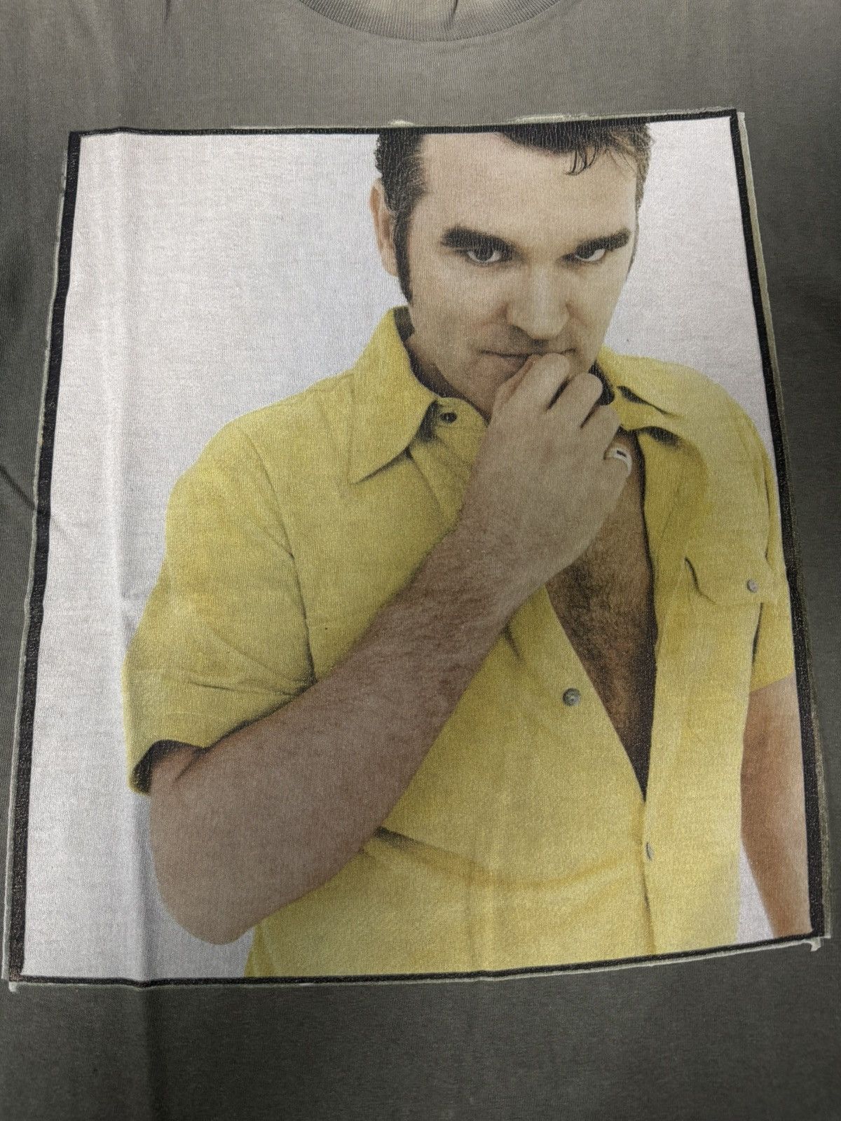 Band Tees VINTAGE 90’S MORRISEY EUROPEAN TOUR T-SHIRT Size US M / EU 48-50 / 2 - 3 Thumbnail