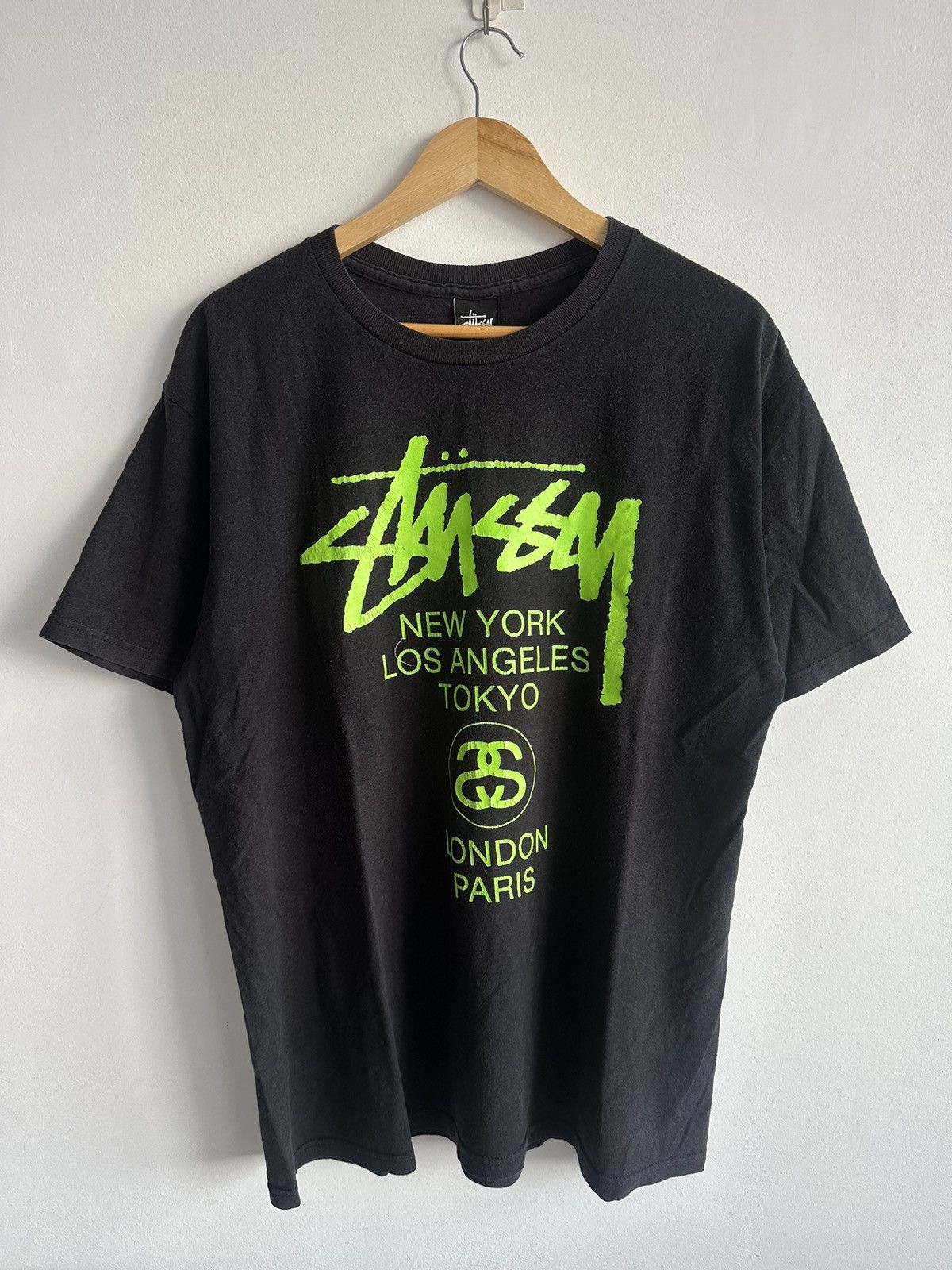 Stussy Stussy Worldwide Tour Streetwear RARE Tshirt Size US L / EU 52-54 / 3 - 1 Thumbnail