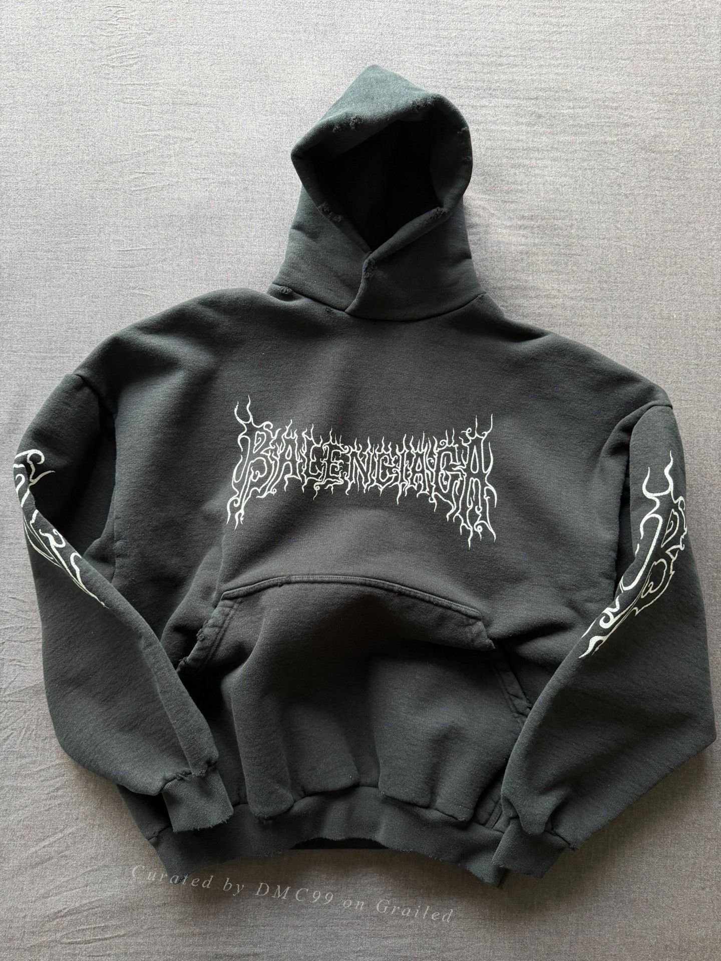 Balenciaga Balenciaga Ultra-Thick Sanskrit Hoodie Size US S / EU 44-46 / 1 - 1 Thumbnail