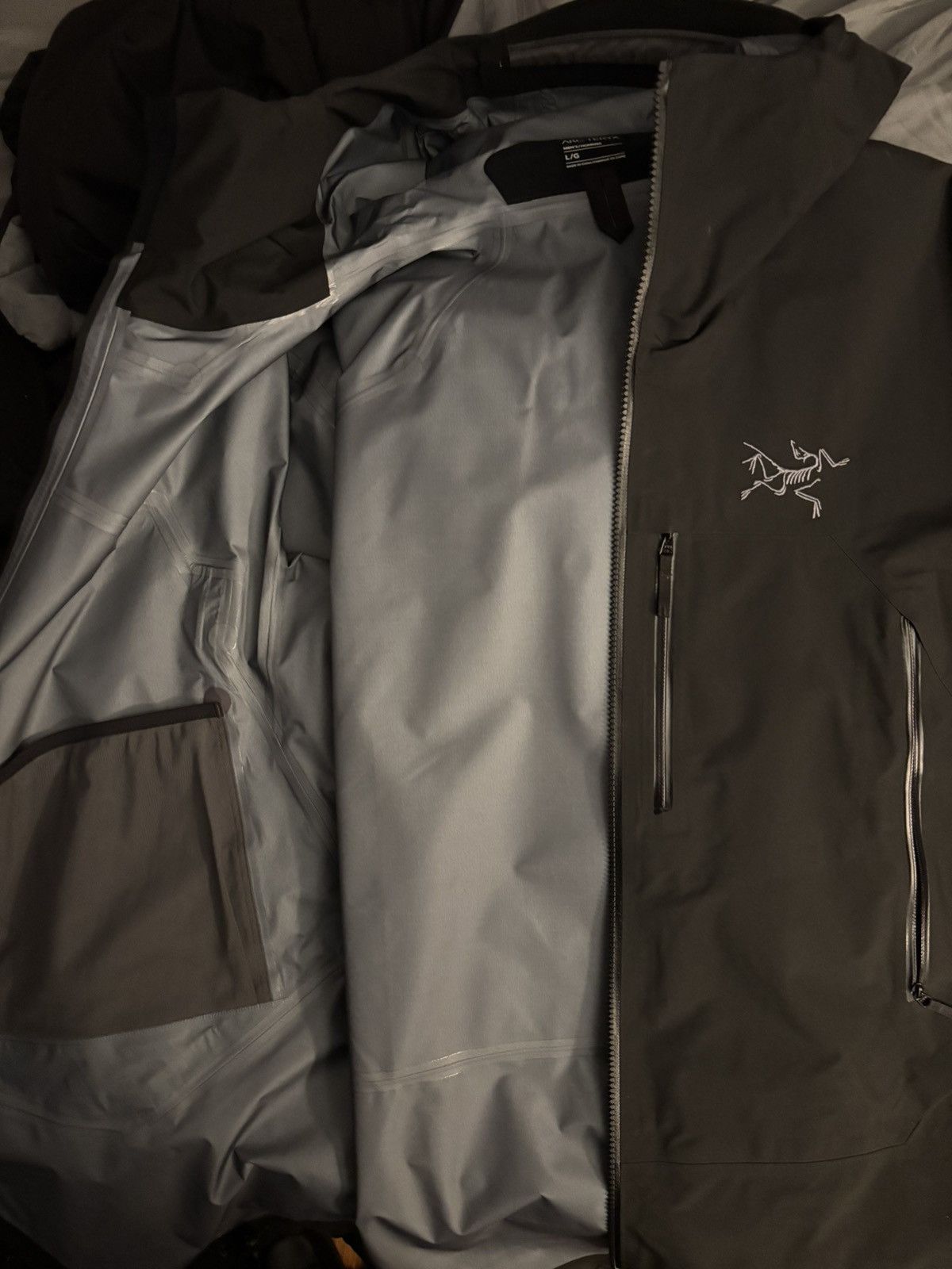 Arc'teryx Men’s Gore-Tex Rush Jacket Size US L / EU 52-54 / 3 - 1 Thumbnail