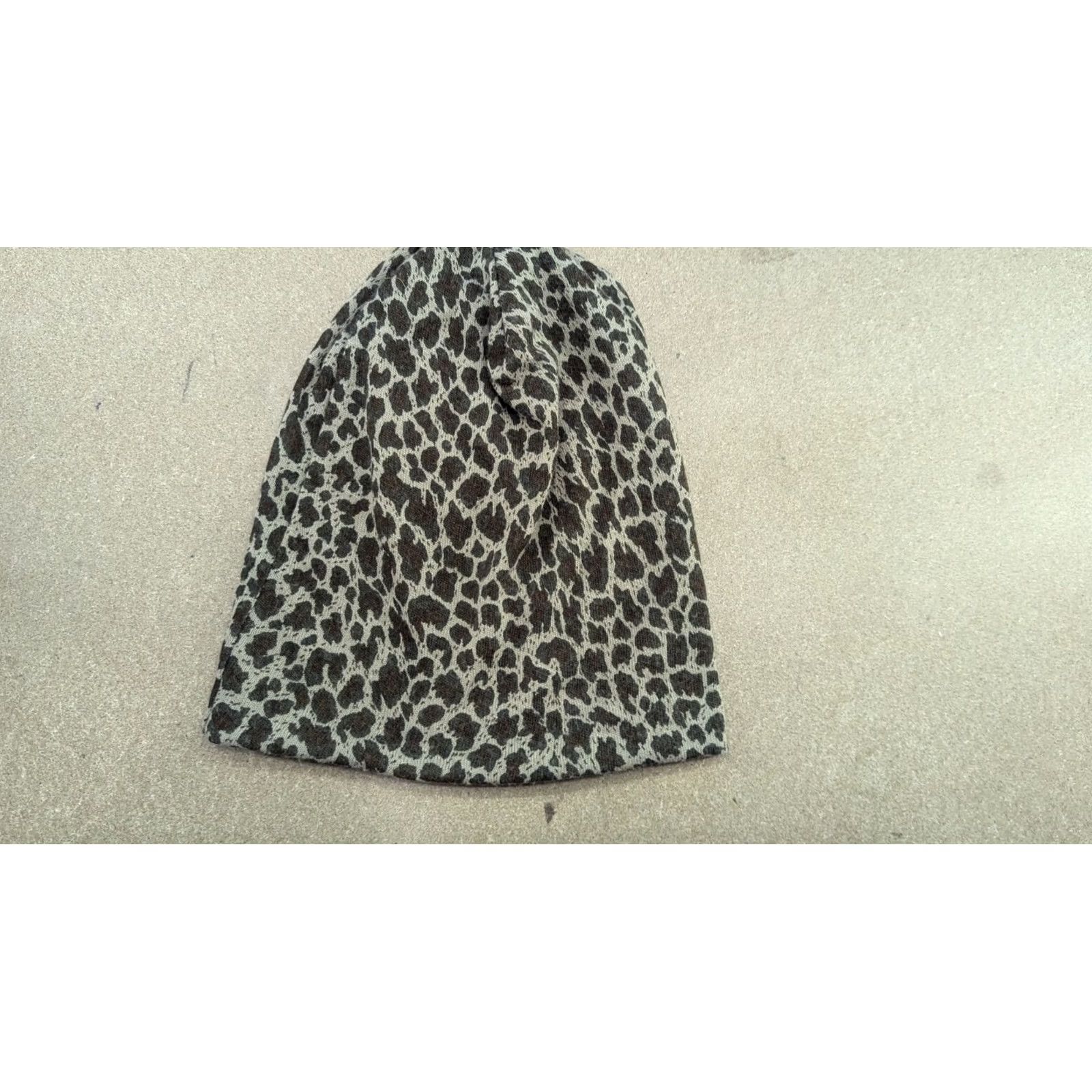 Vintage ONLY & Bo Van Melskens Womens Beanie Hat One Size Wool Anima Print Gray Size ONE SIZE - 2 Thumbnail