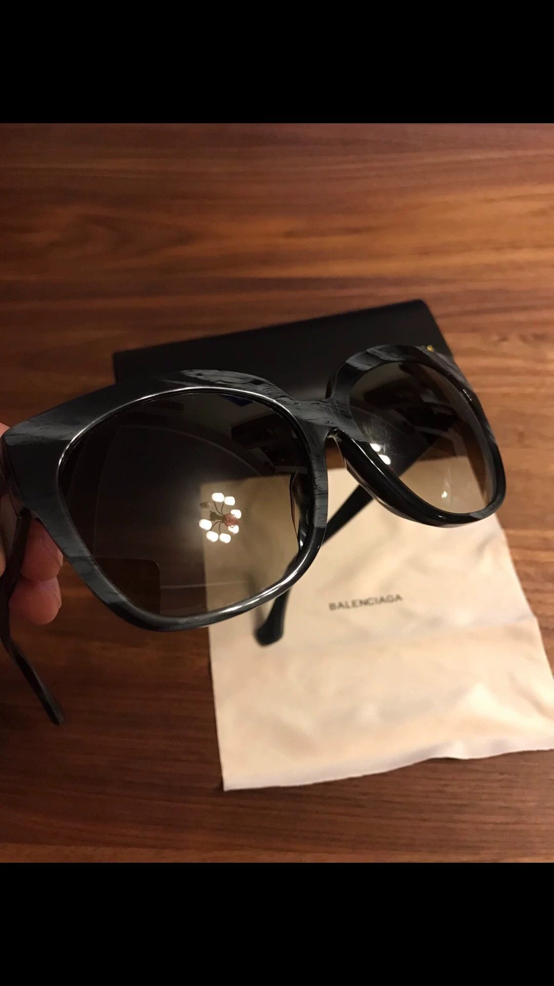 Balenciaga Balenciaga new black gray marble unisex sunglasses Size ONE SIZE - 6 Thumbnail