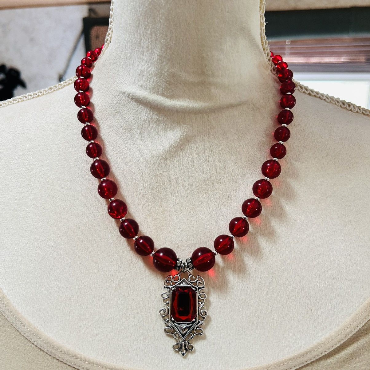 Handmade Handcrafted vintage repurpose red vampire blood necklace Size ONE SIZE - 2 Thumbnail