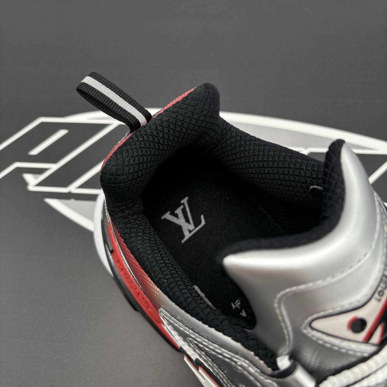 Louis Vuitton Louis Vuitton Tactic Runner ' Red Grey ' | GREAT COND! Size US 10 / EU 43 - 7 Thumbnail