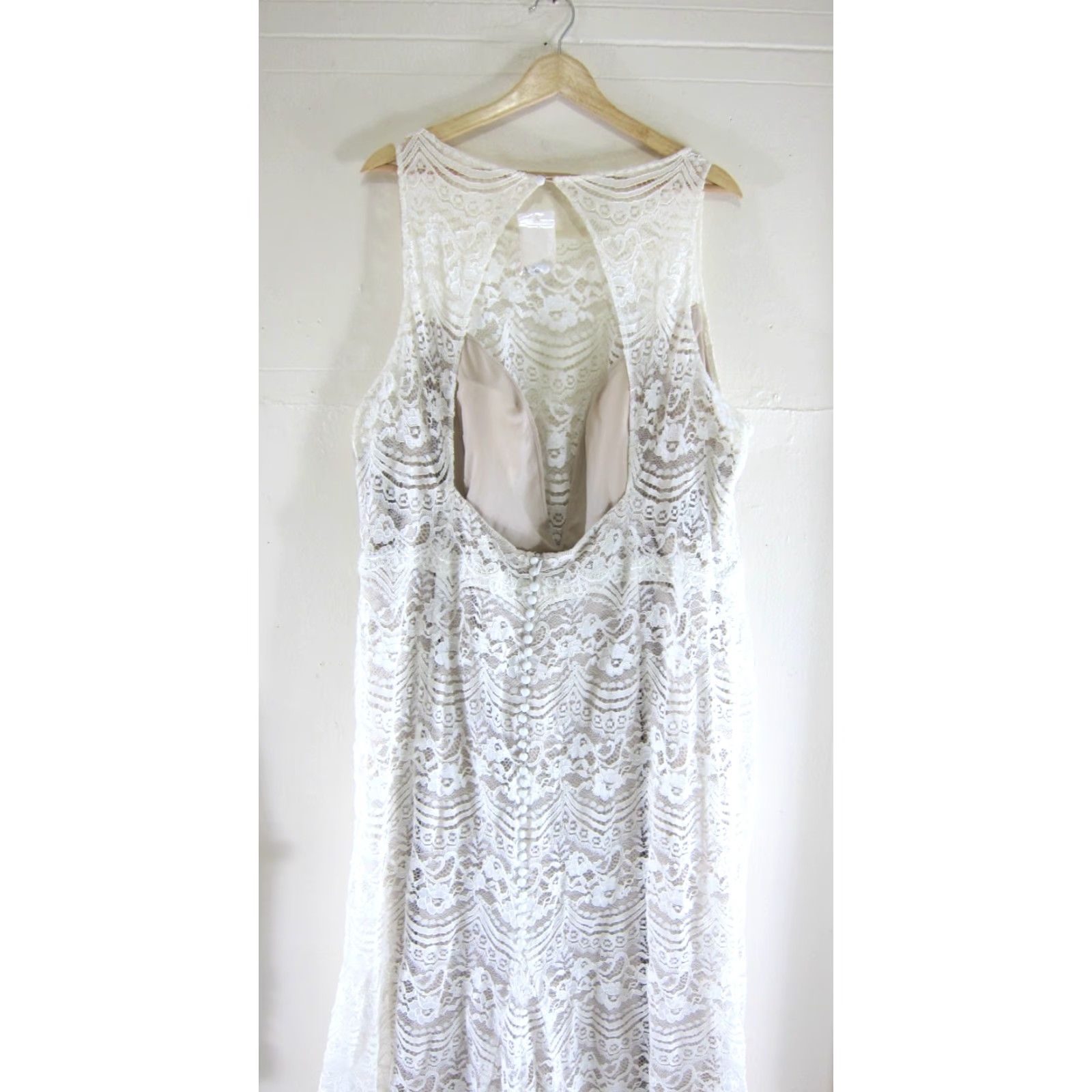 Vintage NWT Melissa Sweet Ivory Illusion Plunge Lace Sheath Open Back Wedding Dress 26W Size 26 - 6 Thumbnail