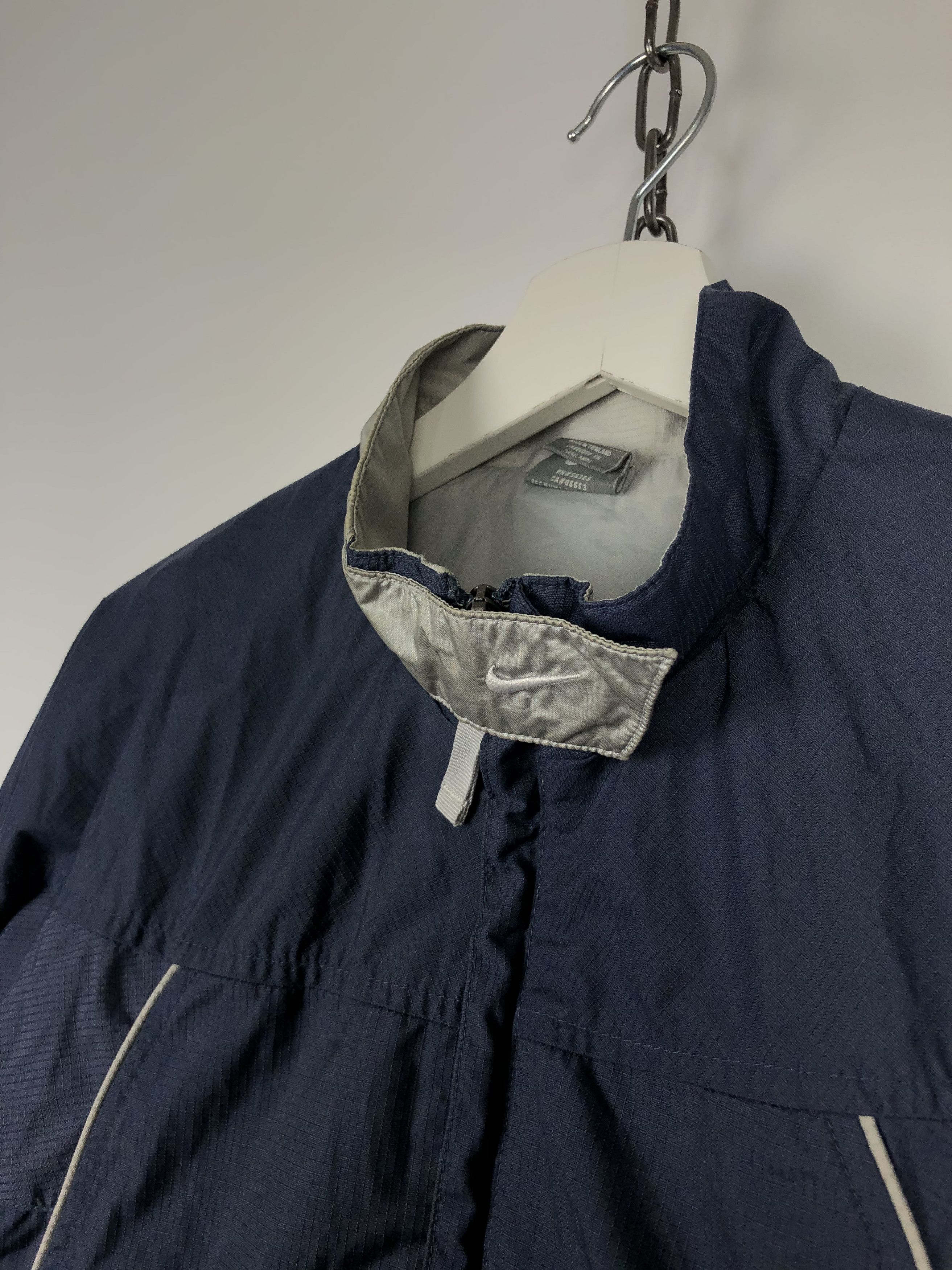 Nike Nike Vintage Y2K Jacket Zip Swoosh Logo Nylon size S Size US S / EU 44-46 / 1 - 3 Thumbnail