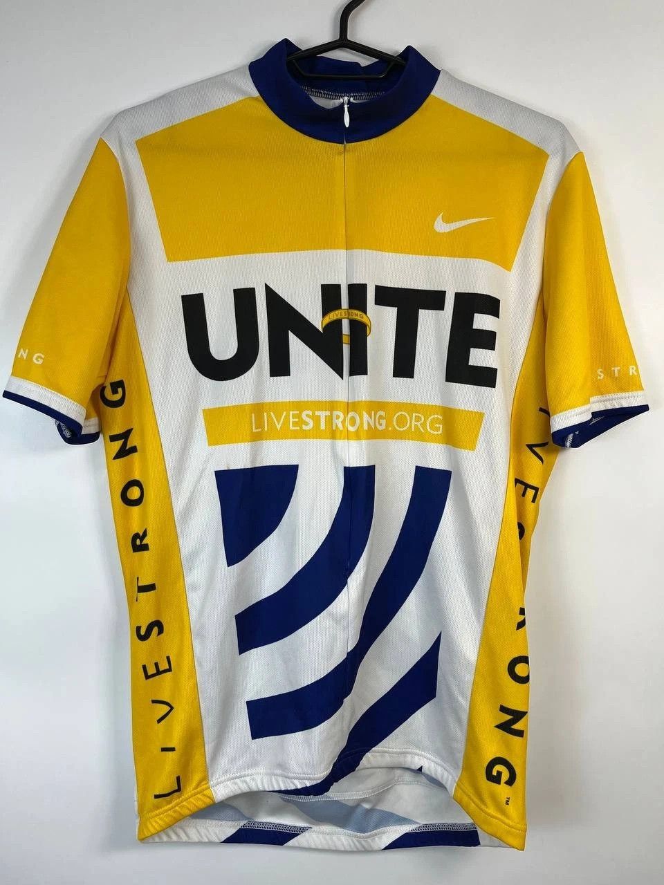 Other Vintage Nike Livestrong Unite Cycling Jersey Size L Size US L / EU 52-54 / 3 - 1 Thumbnail