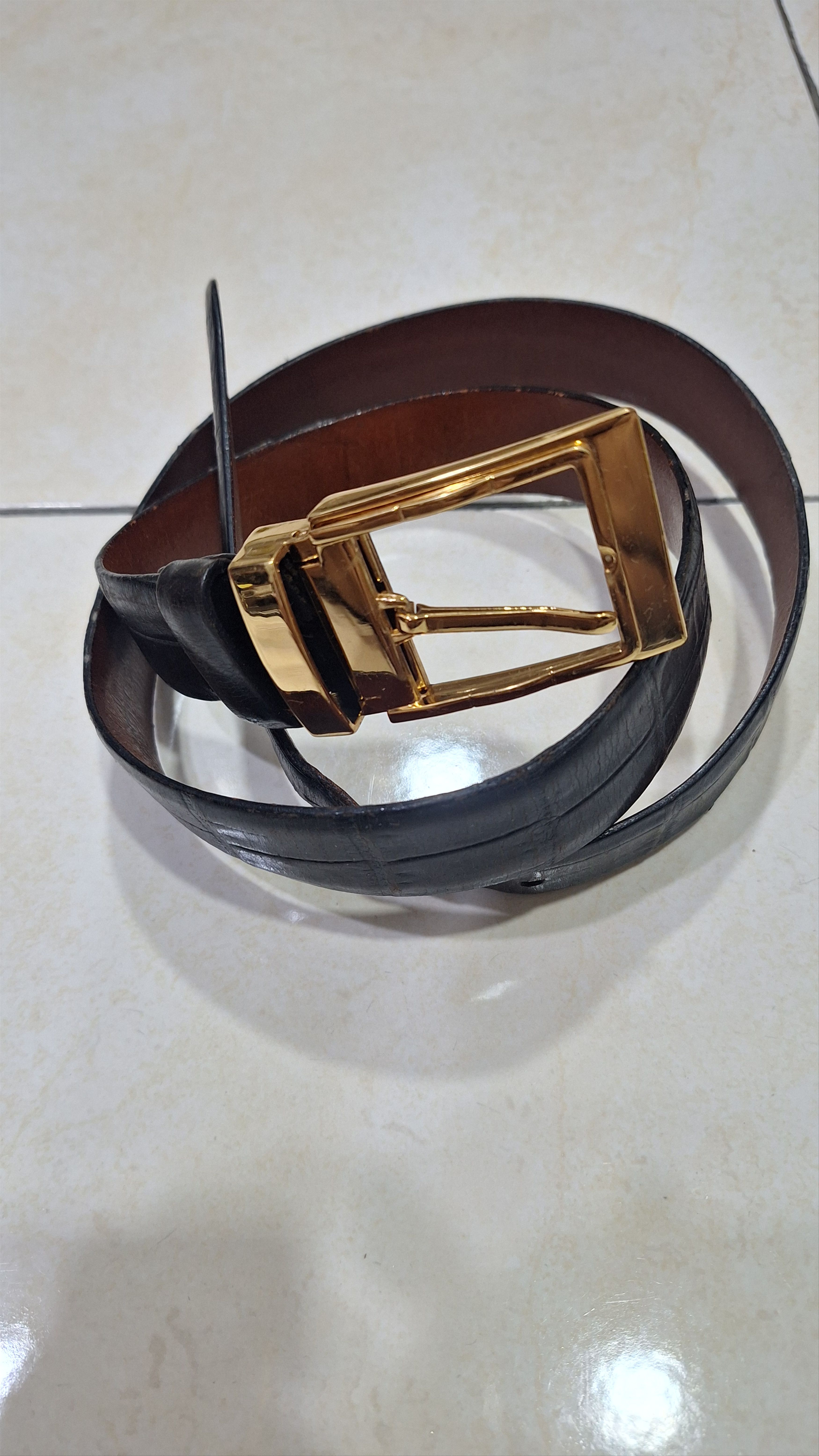 Giorgio Armani Giorgio Armani Black Leather Gold Buckle Size 36 - 2 Thumbnail