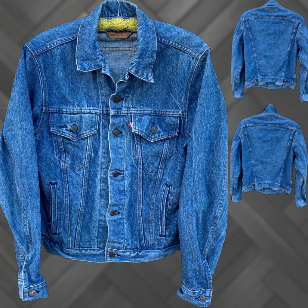 Vintage VINTAGE Levis Denim Jacket Trucker Jean Jacket 71506 0214 Made in USA 44L Blue Men Jacket Western Rockabilly Trucker Workwear Casual Vintage Yes Size US 44 / EU 60 - 1 Thumbnail