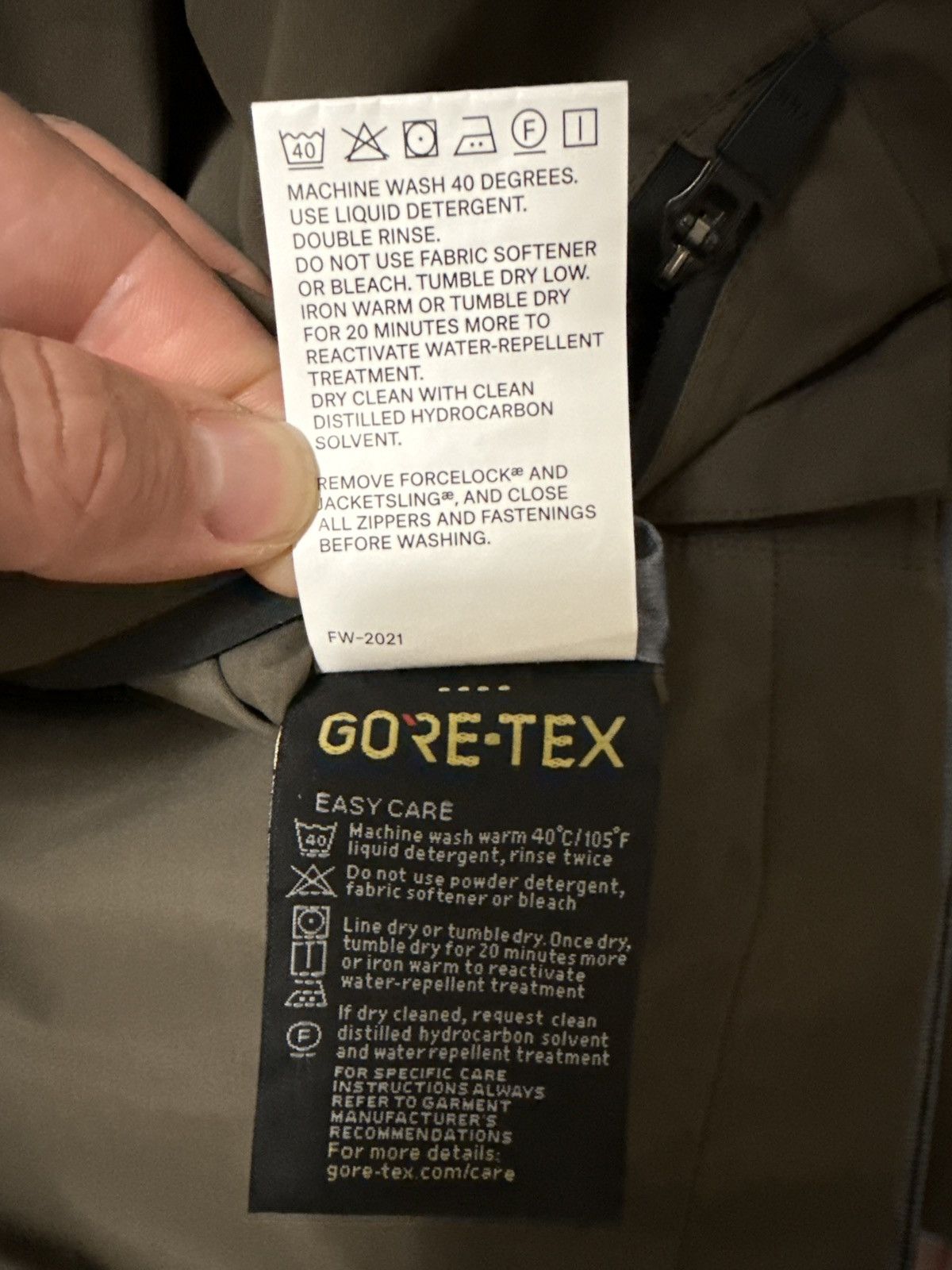 Acronym Acronym FW-2021 J1B-GT RAF Green Size US M / EU 48-50 / 2 - 13 Thumbnail