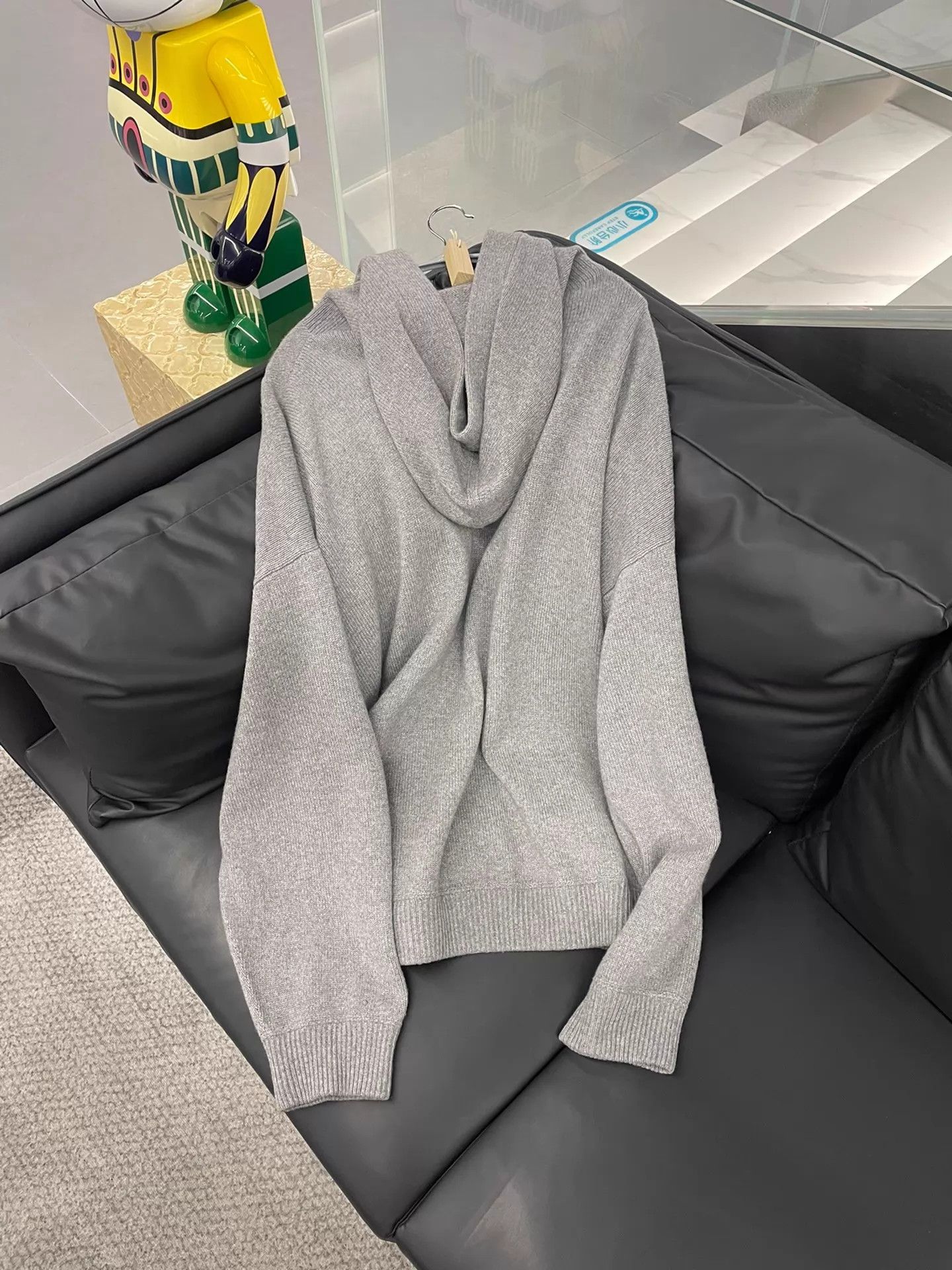 Celine Celine knit hoodie excellent condition Size US L / EU 52-54 / 3 - 2 Thumbnail