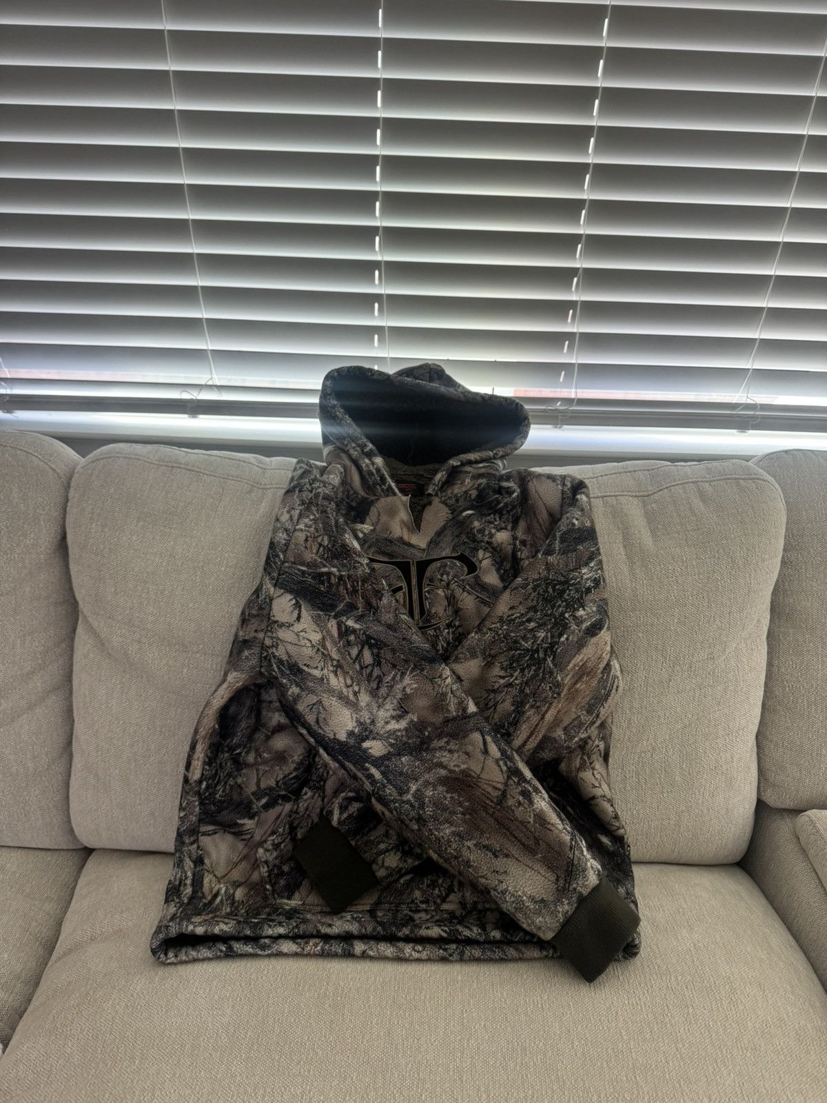 Realtree Camo hoodie fuzzy inside Size US M / EU 48-50 / 2 - 2 Thumbnail