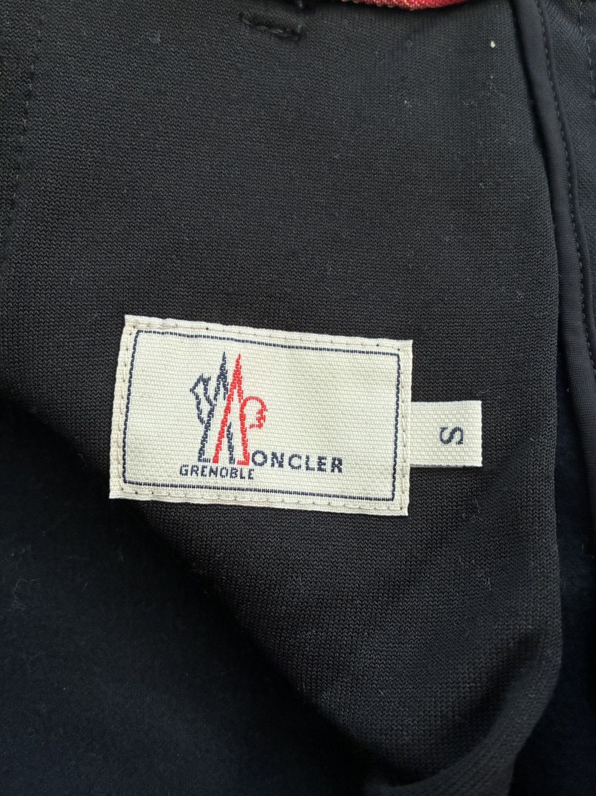 Moncler Ski pants Moncler outdoor trekking techwear gorpcore trouser Size 27" / US 4 / IT 40 - 3 Thumbnail