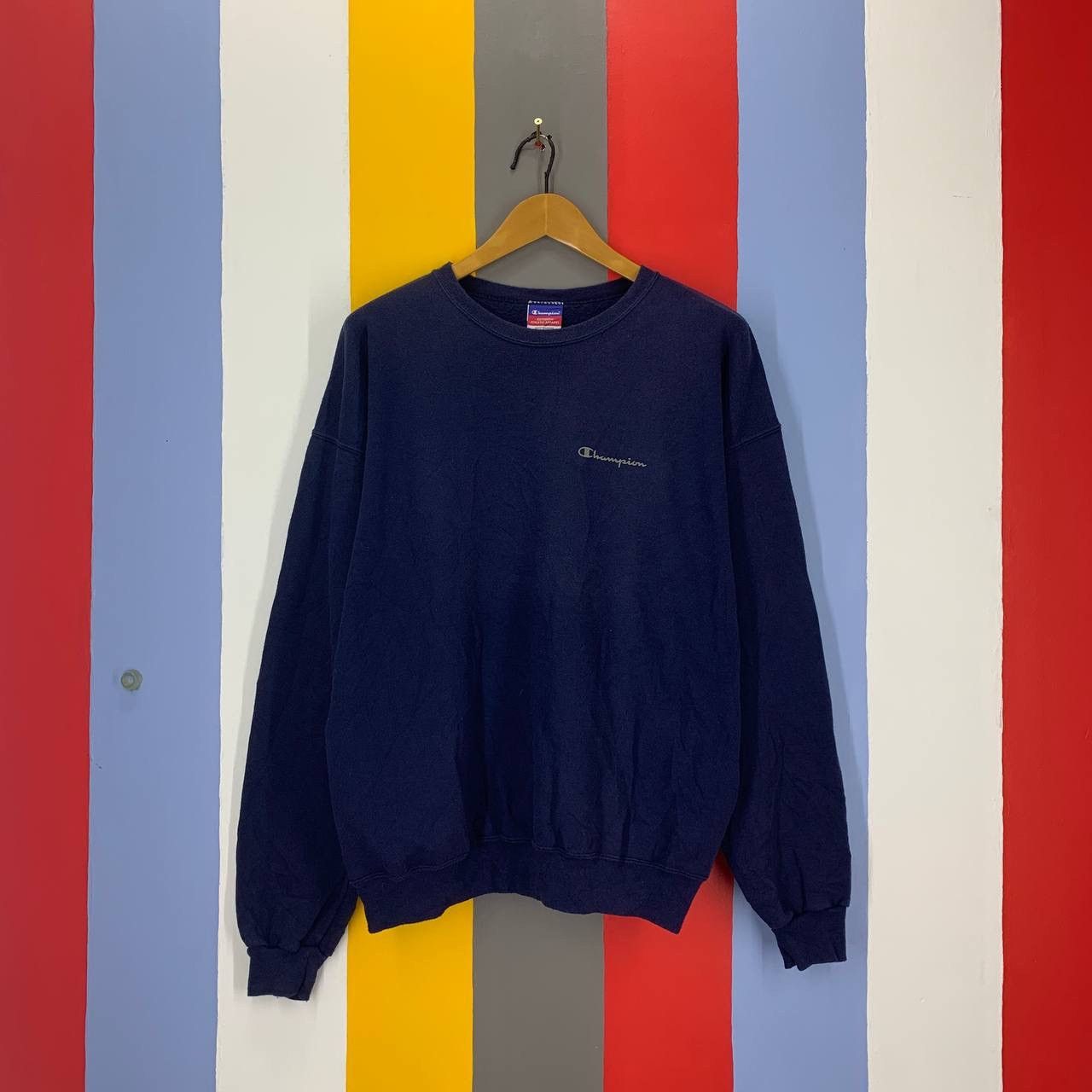 Champion Vintage CHAMPION Crew Neck Sweatshirt #2067/16 Size US XL / EU 56 / 4 - 1 Thumbnail