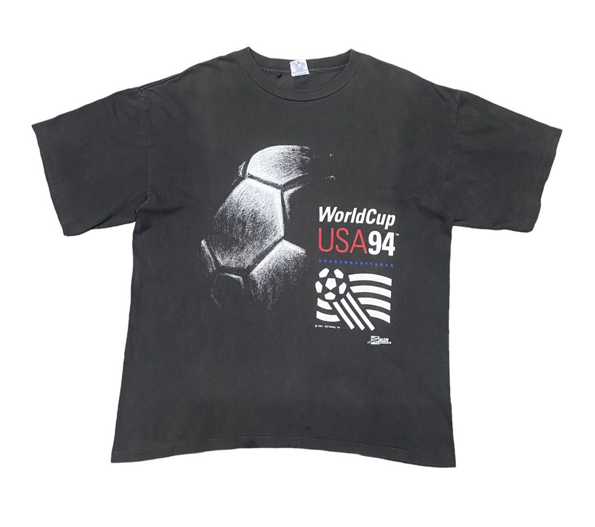 image of Fifa World Cup x Salem Vintage 1994 World Cup Usa Salem Sportwear T Shirt in Faded Black (Size XL)