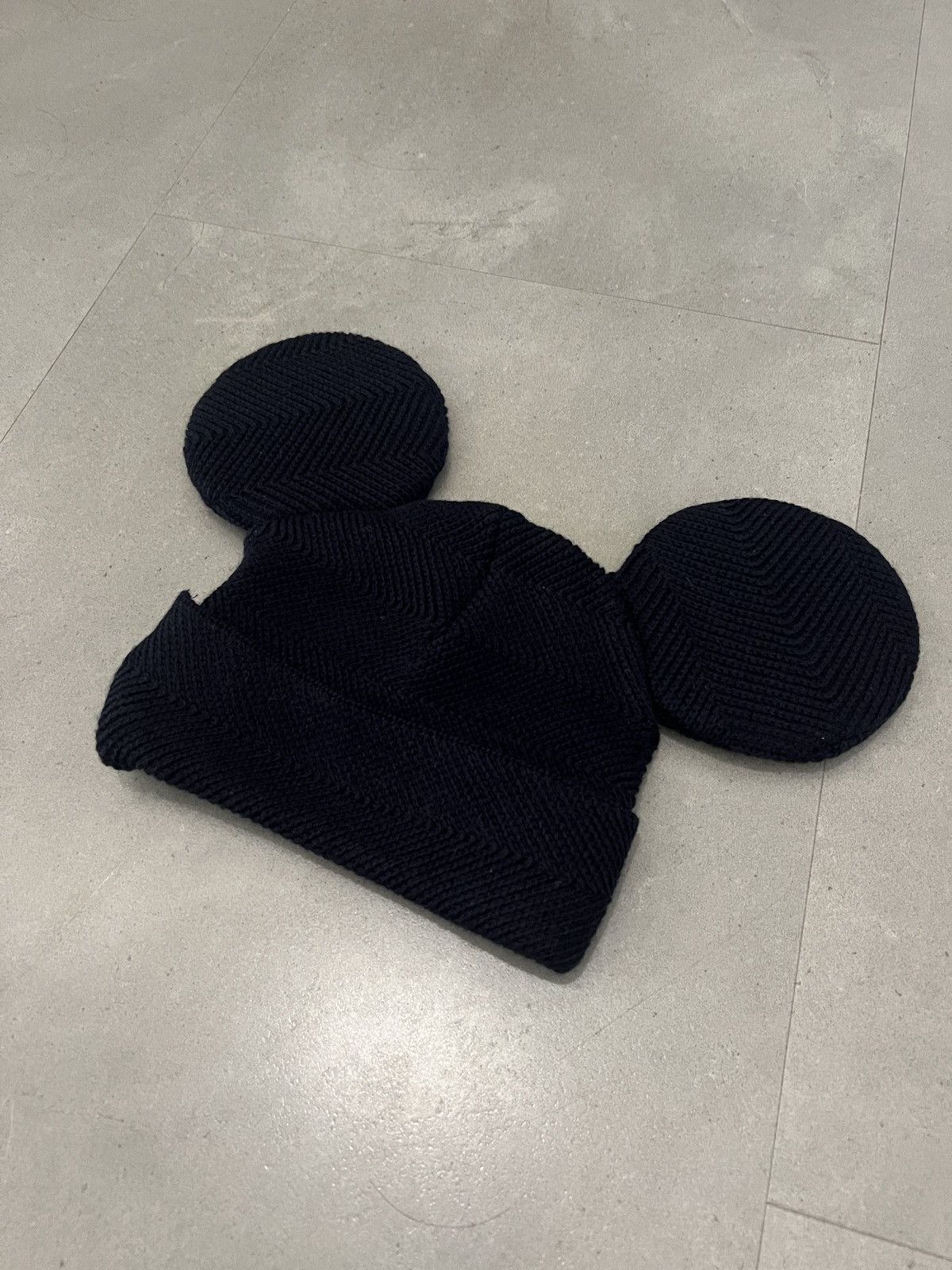 Comme des Garcons Homme Plus AW13 Comme Des Garcons Homme Plus Mickey Mouse Hat Size ONE SIZE - 4 Thumbnail