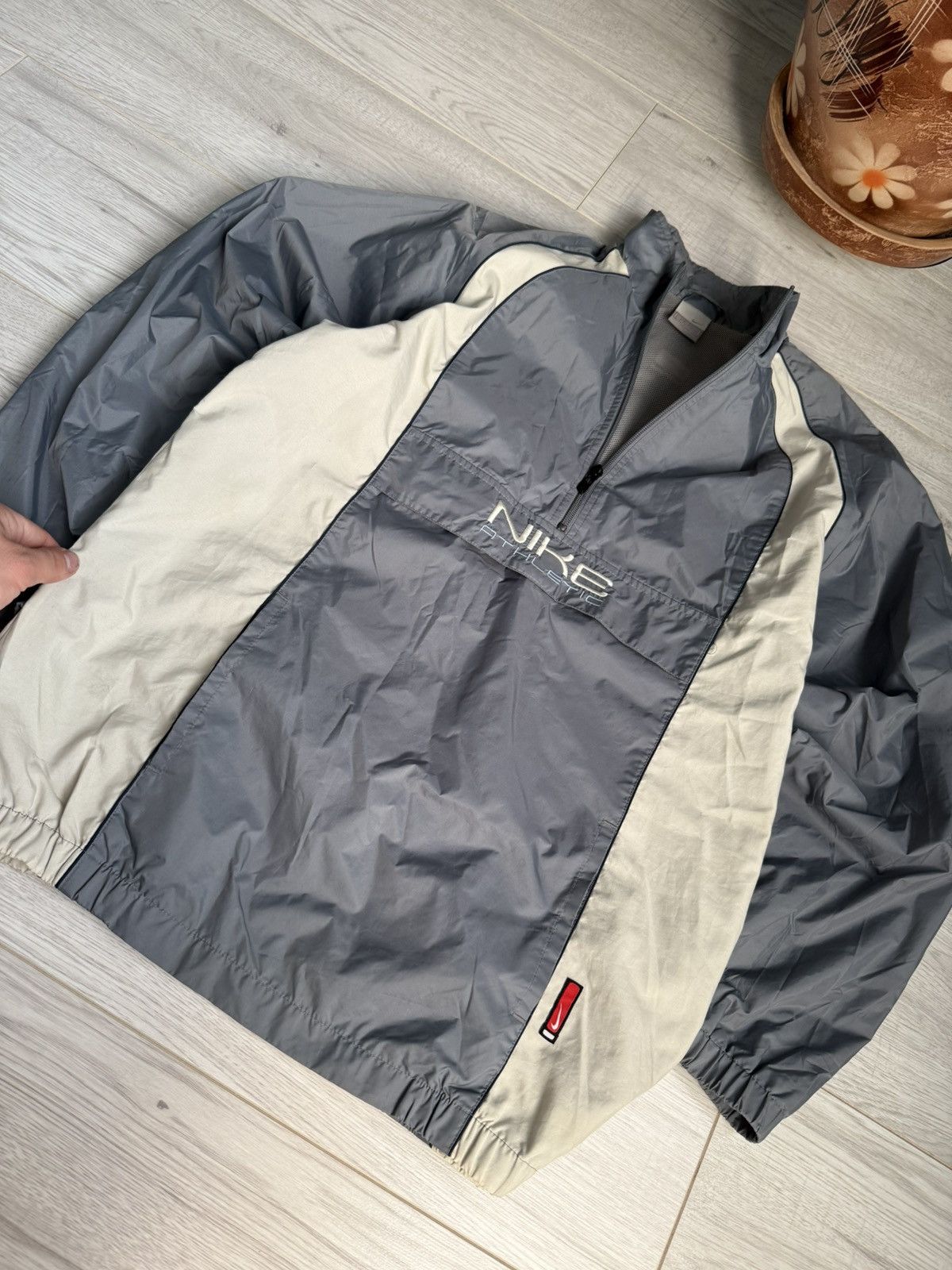 Nike × Vintage Vintage Nike Big Central Logo Nylon’s Anorak Track jacket Size US S / EU 44-46 / 1 - 2 Thumbnail