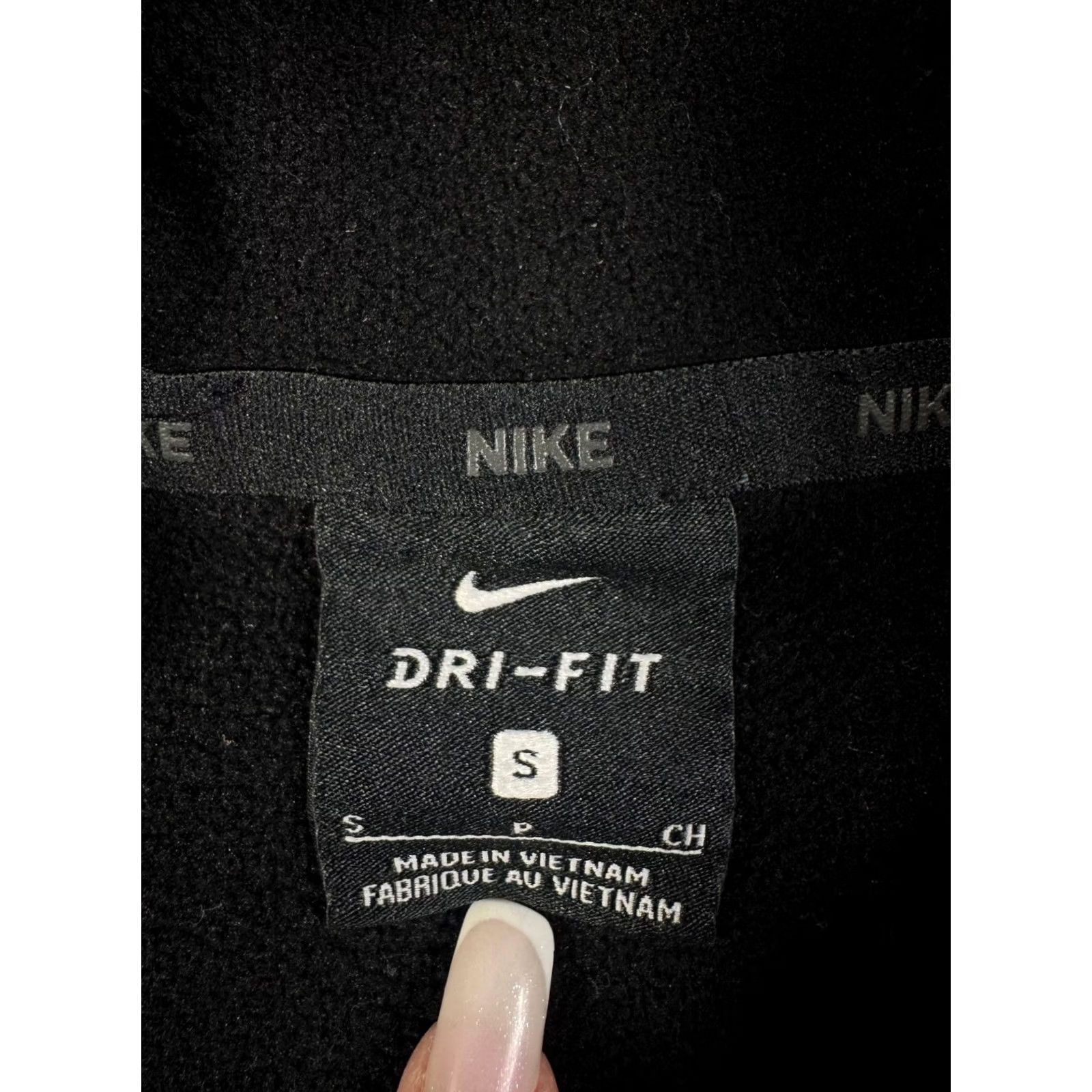 Nike Nike Nike Therma Dri Fit GFX Pullover Hoodie Black Front Pocket BV2764-010 Small Size US S / EU 44-46 / 1 - 7 Thumbnail