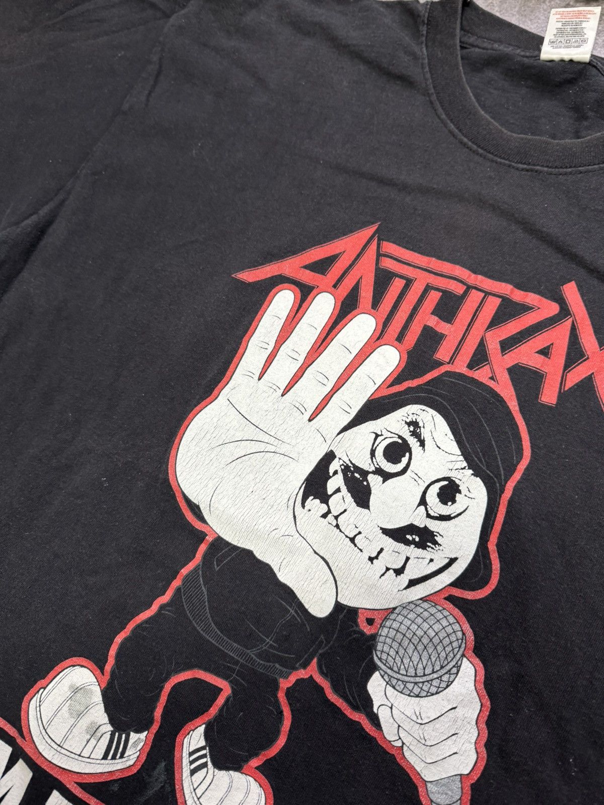 Band Tees Vintage 2000s Rock Band Anthrax i'm the man Y2k shirt Size US XXL / EU 58 / 5 - 9 Thumbnail