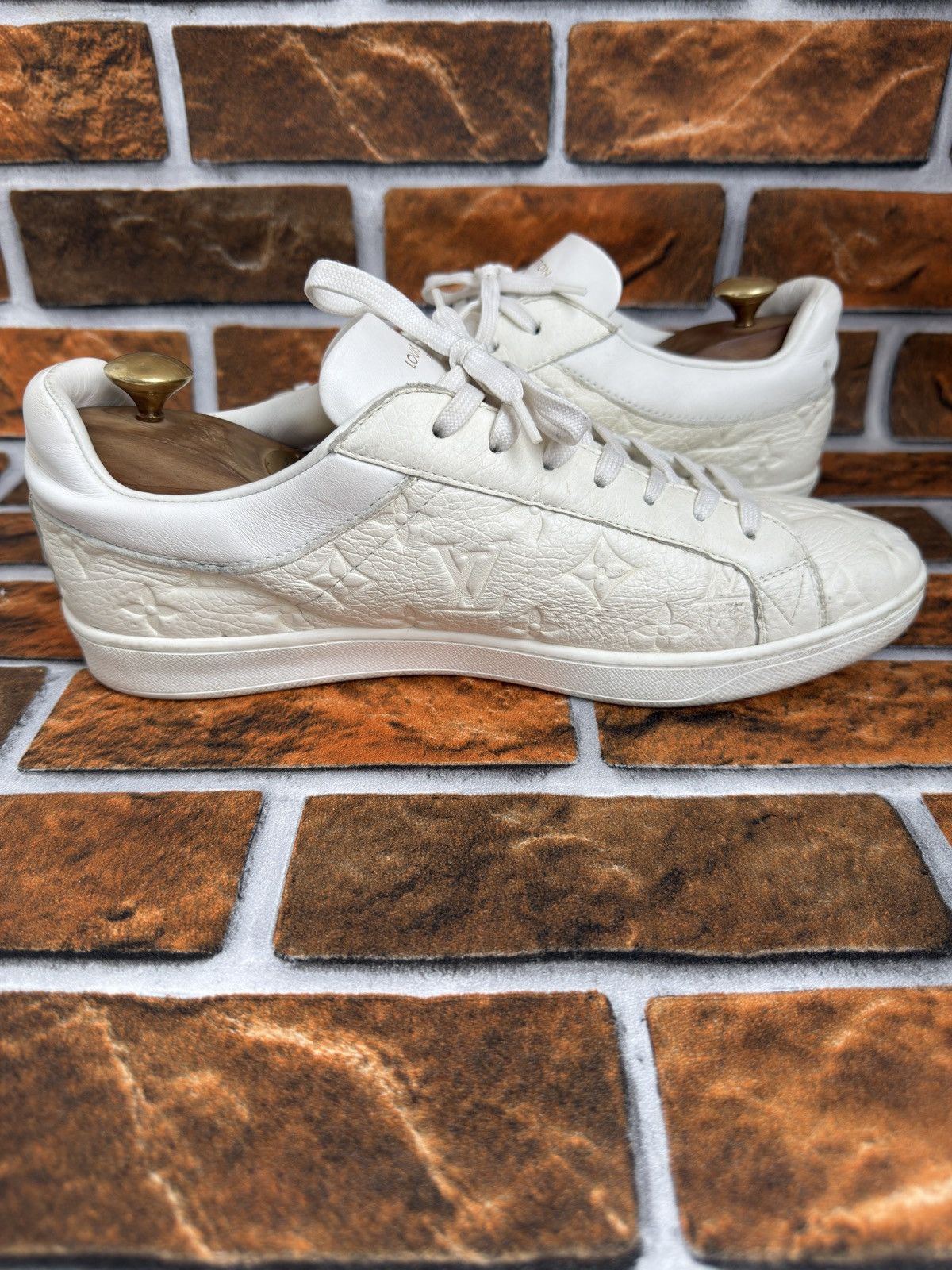Louis Vuitton Luxembourg monogram Sneaker Size US 9 / EU 42 - 15 Thumbnail