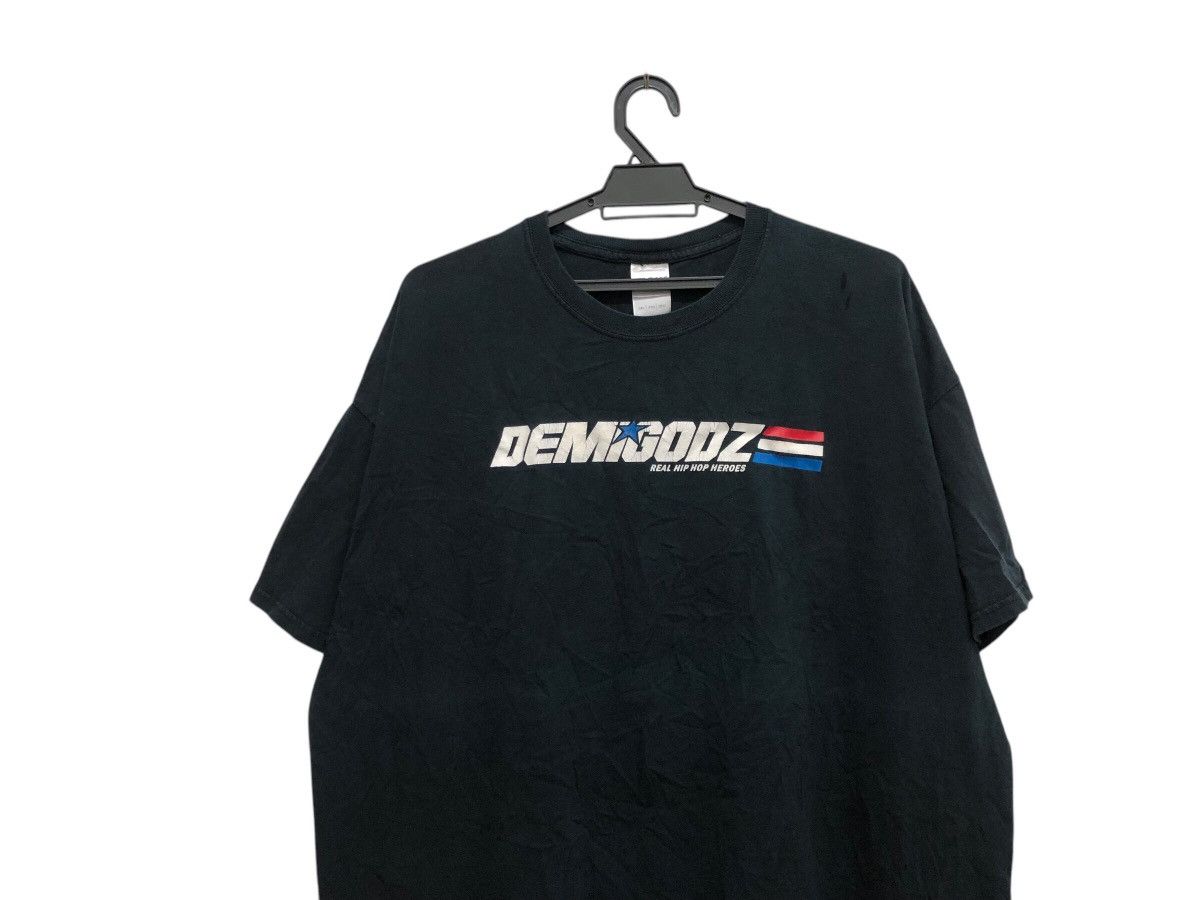 Gildan × Rap Tees × Vintage DEMIGODZ 🔥 REAL HIP HOP HEROES RARE G.I. JOE LOGO RIP OFF Size US XXL / EU 58 / 5 - 3 Thumbnail