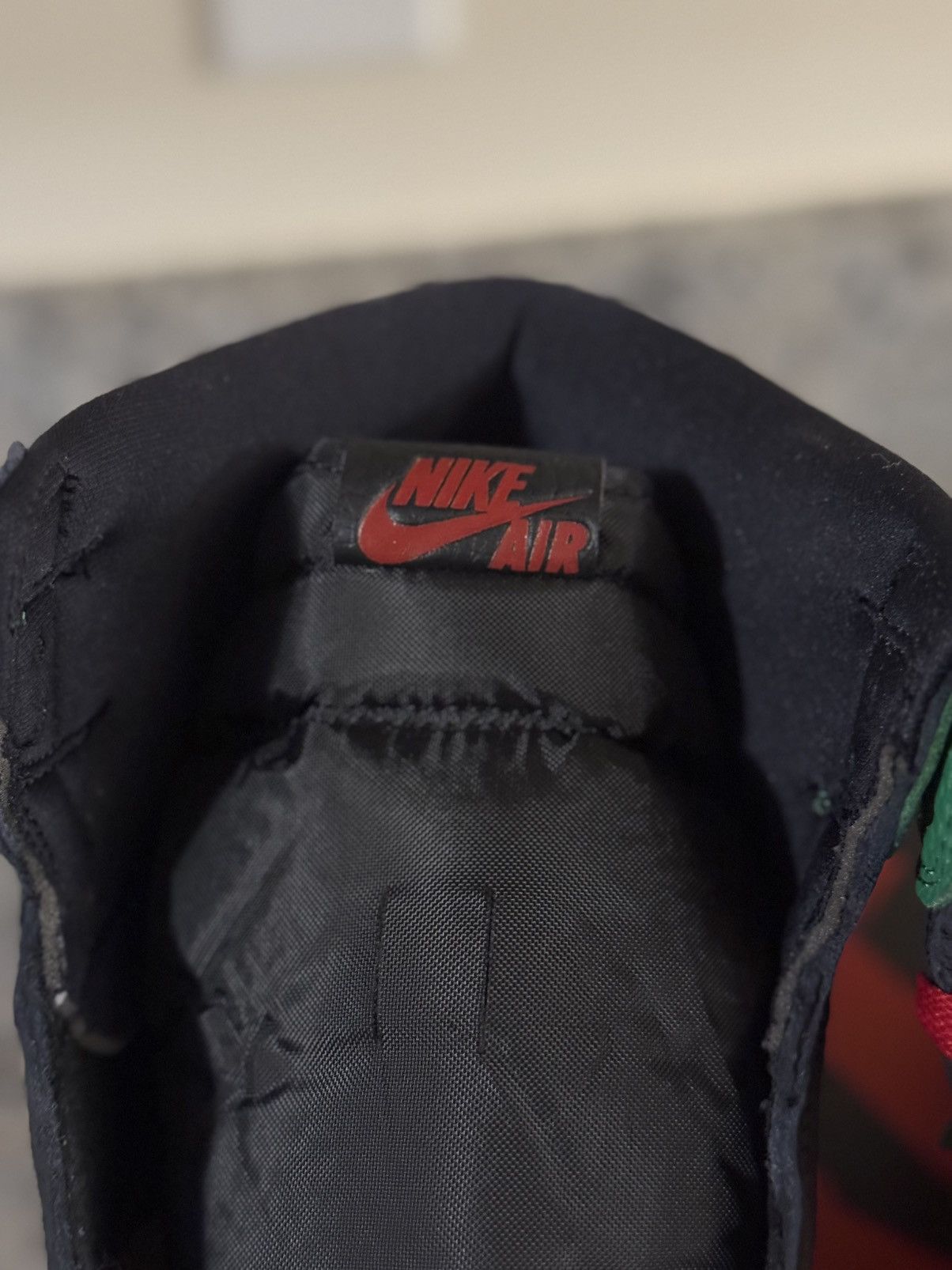 Jordan Brand × Nike Jordan 1 Pine Green Size 12 (555088-030) W BOX Size US 12 / EU 45 - 7 Thumbnail