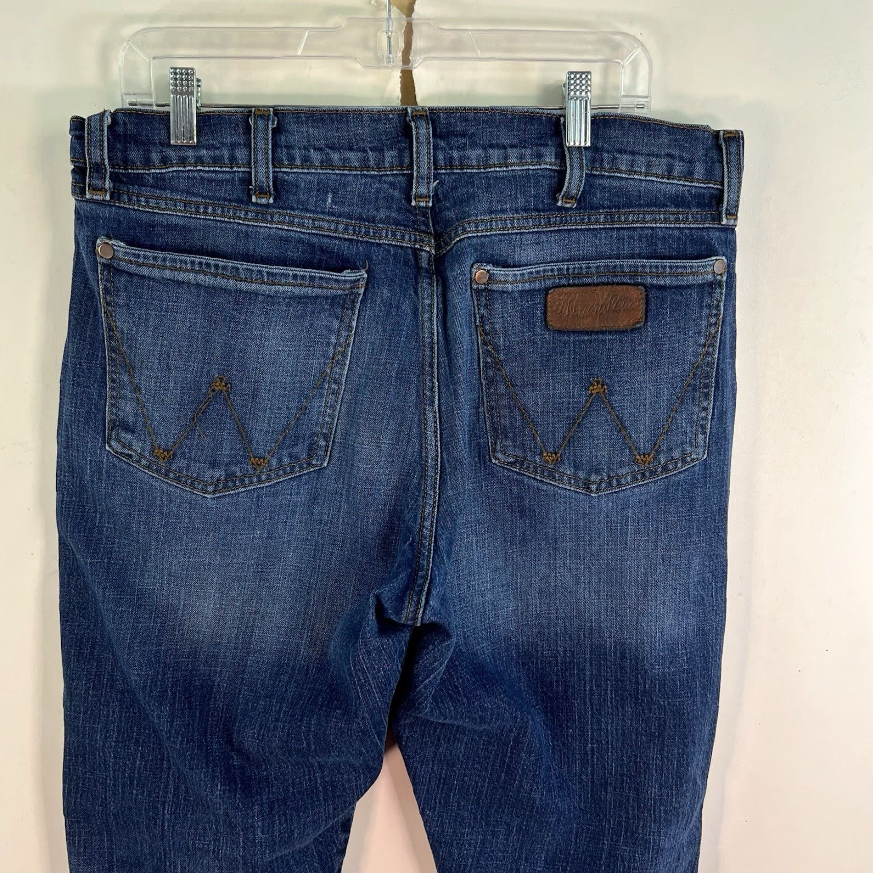 Wrangler VINTAGE Wrangler Retro Relaxed Boot Cut Jeans Men’s 36 X32 Blue 90s Cowboy USA Mens Size US 36 / EU 52 - 6 Thumbnail