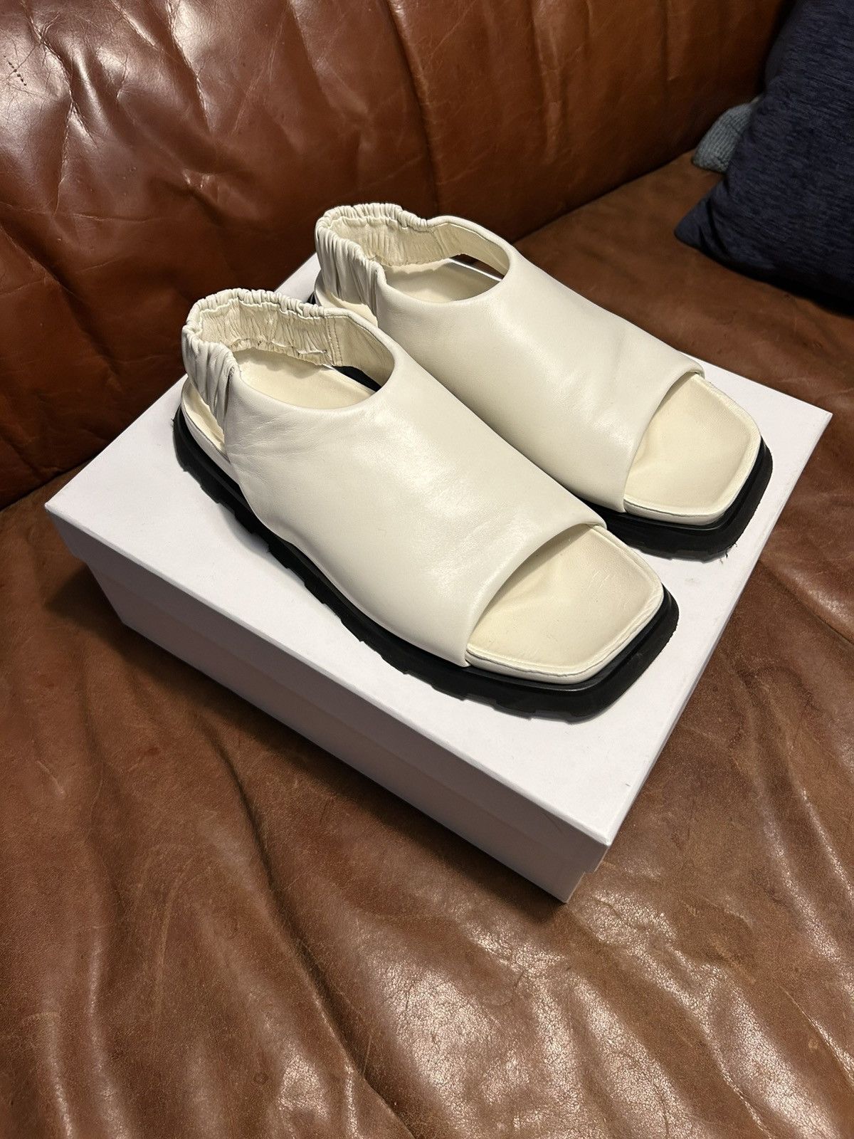Proenza Schouler Proenza Schouler Off-White Slingback Fuss Sandals Size US 11 / IT 41 - 1 Thumbnail