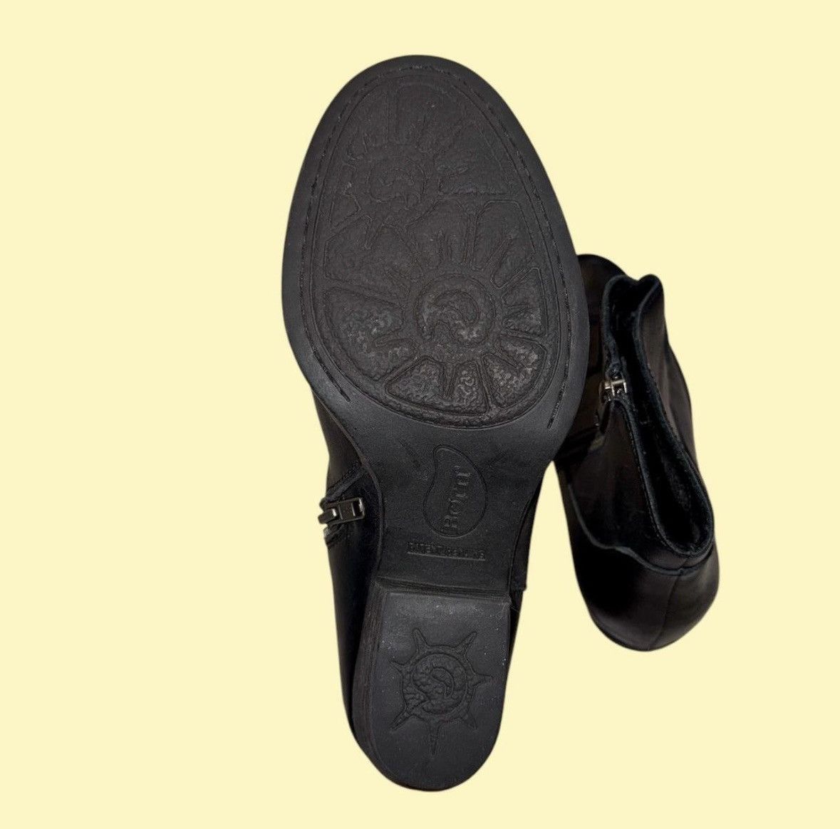 Born ankle boots Size US 7.5 / IT 37.5 - 3 Thumbnail
