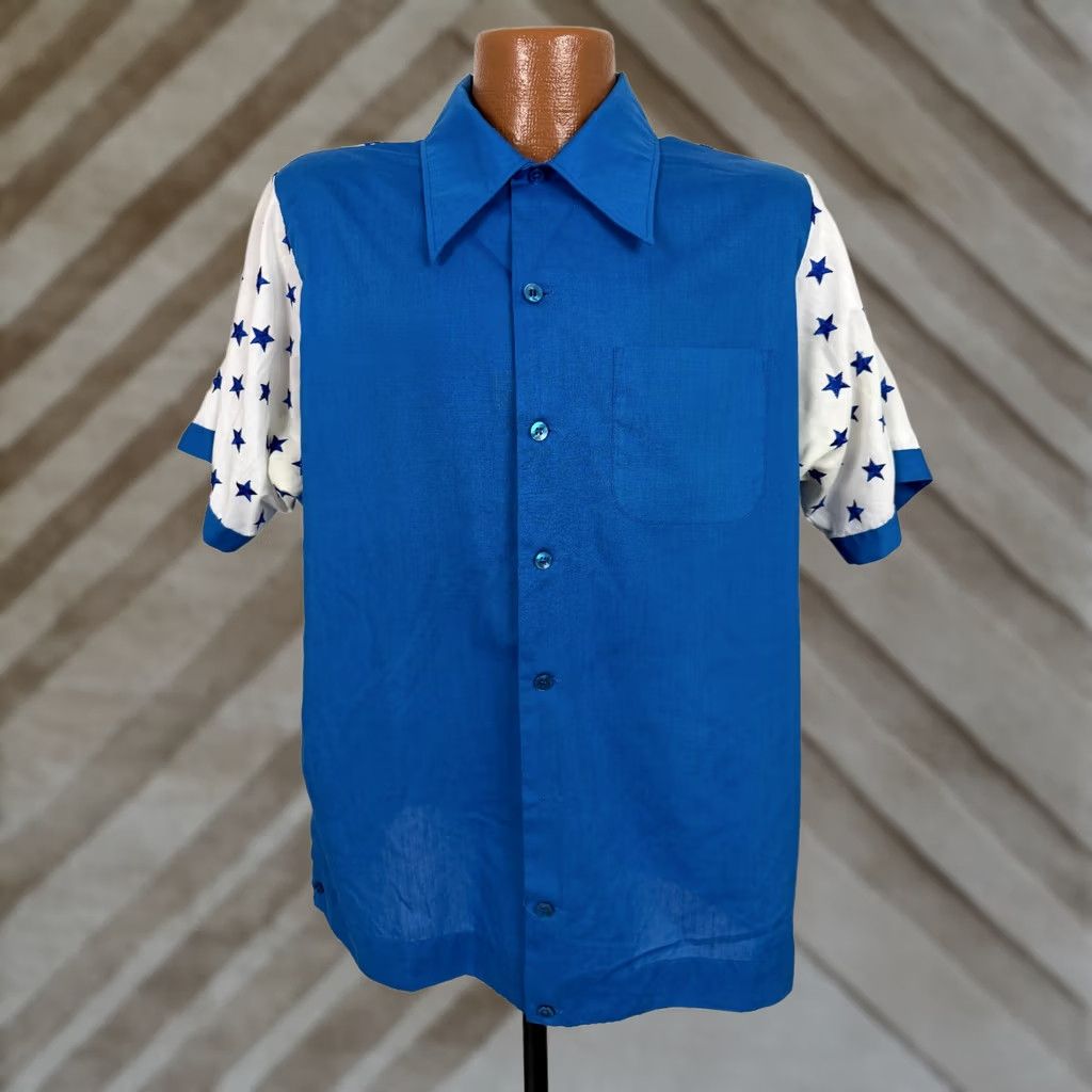 VINTAGE 70s Button-Up Shirt Men L Embroidered Stars Dagger Collar Disco Western Shirt Mens L Blue Cotton Polyester