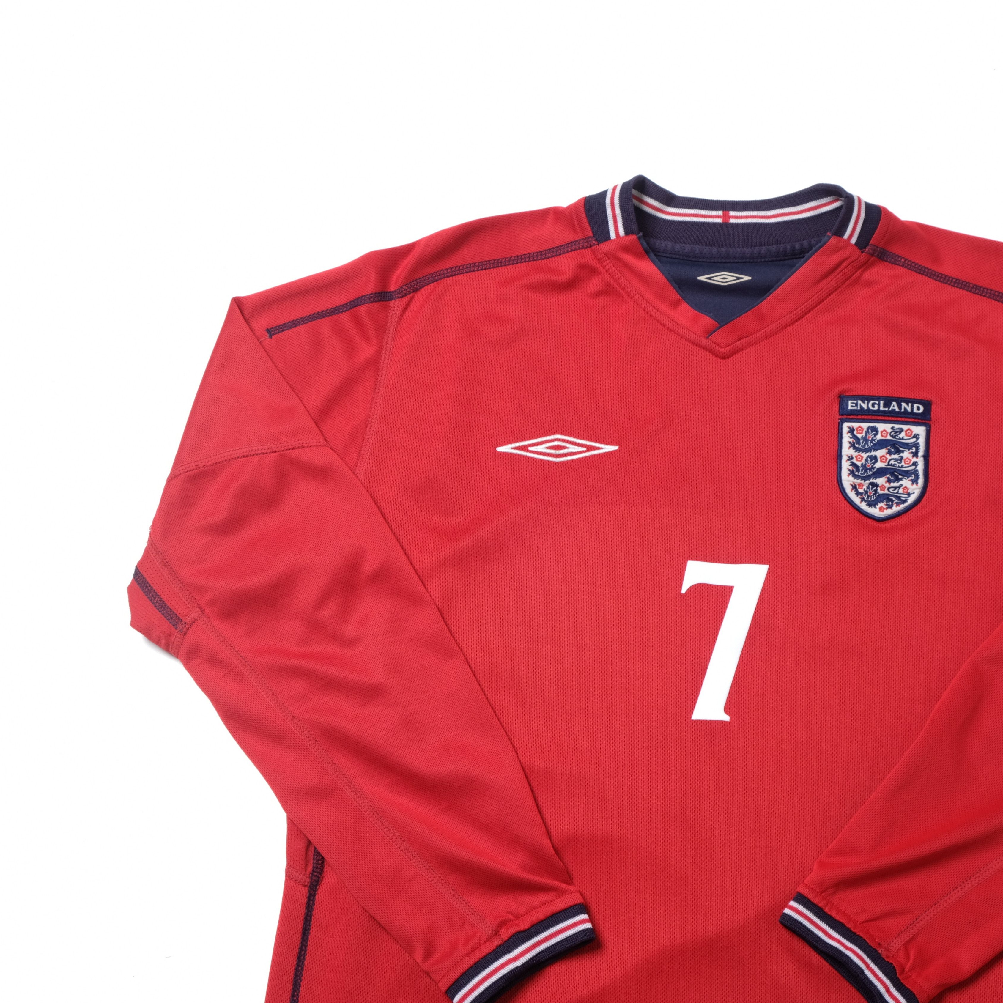 Umbro 2002/04 England Away Shirt Umbro Beckham (M) Size US M / EU 48-50 / 2 - 5 Thumbnail