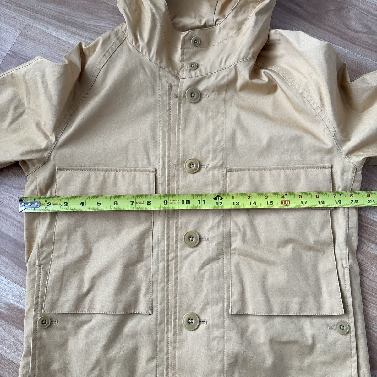 Lemaire × Uniqlo Uniqlo Lemaire Waterproof Jacket Size Men’s XS Size US XS / EU 42 / 0 - 17 Thumbnail