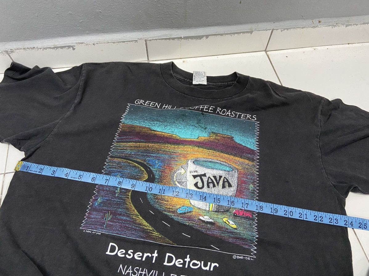 Vintage VINTAGE FABRIC ART PRINT JAVA COFE ALIEN DESERT TEE SHIRT Size US XL / EU 56 / 4 - 12 Thumbnail