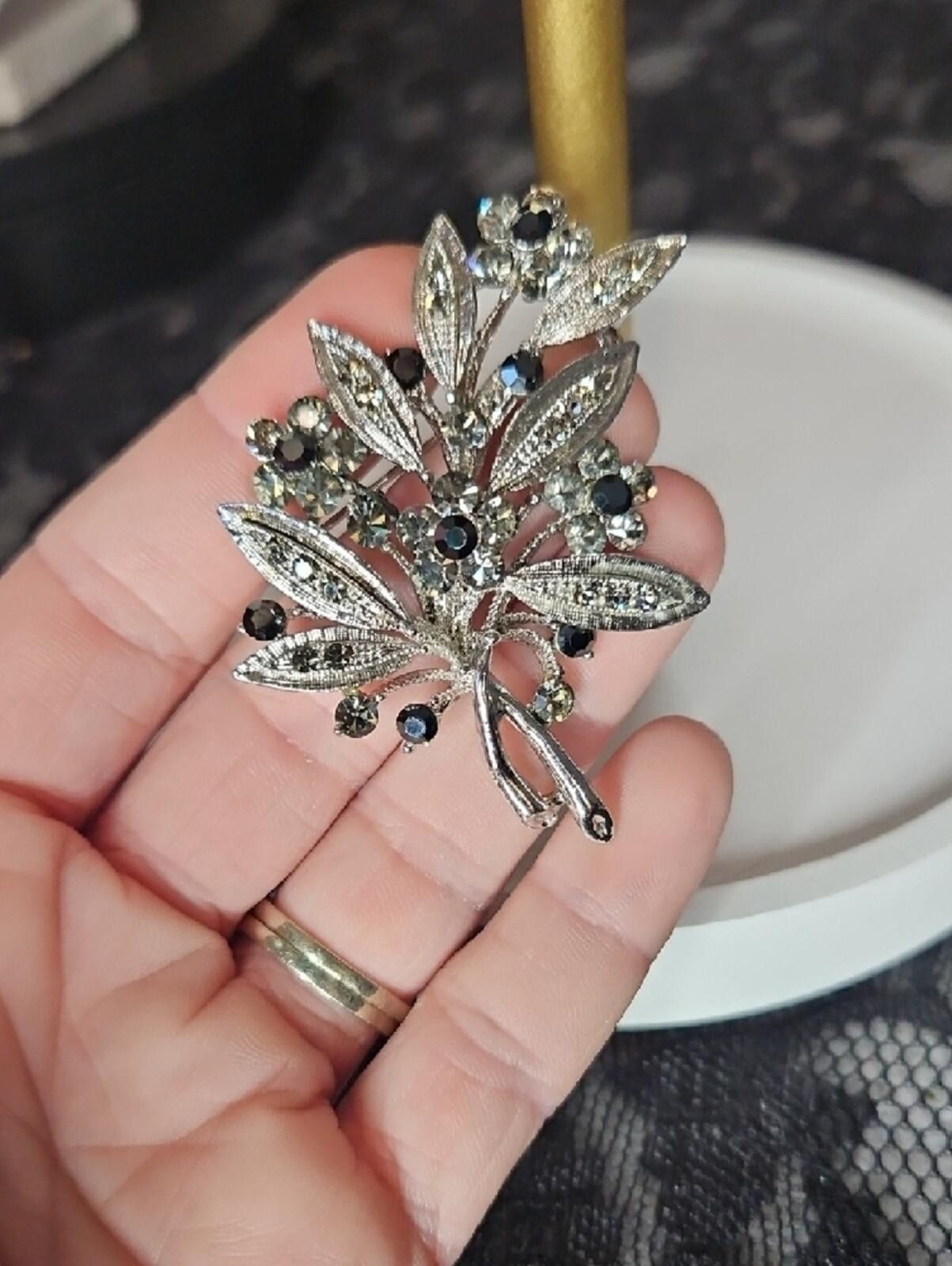 Other Silver Leaf Brooch with Black Crystal Accents Size ONE SIZE - 3 Thumbnail