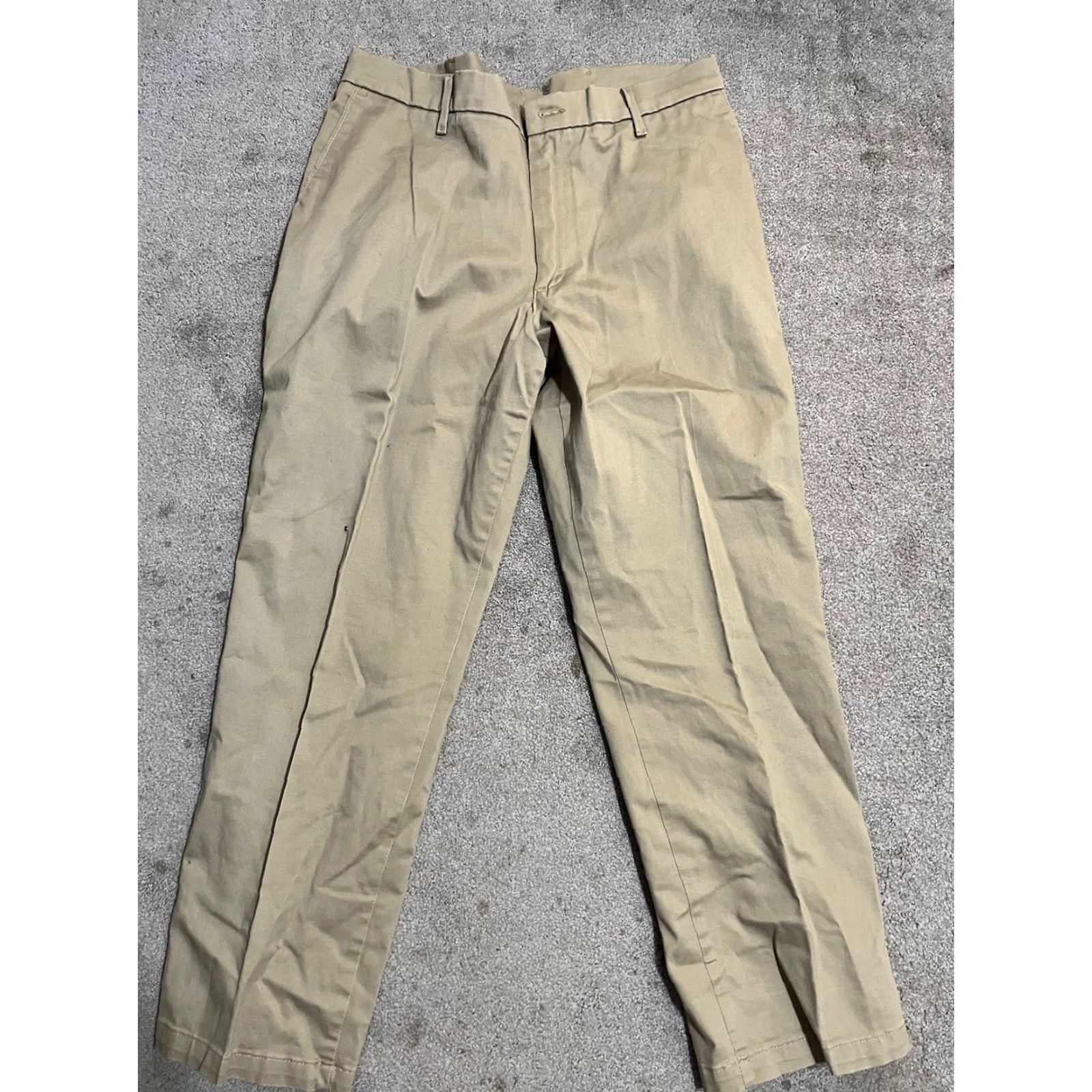 Wrangler Wrangler Pants Mens 34x32 Beige Cotton Flat Front Relaxed Fit Work Khakis Size US 34 / EU 50 - 2 Thumbnail