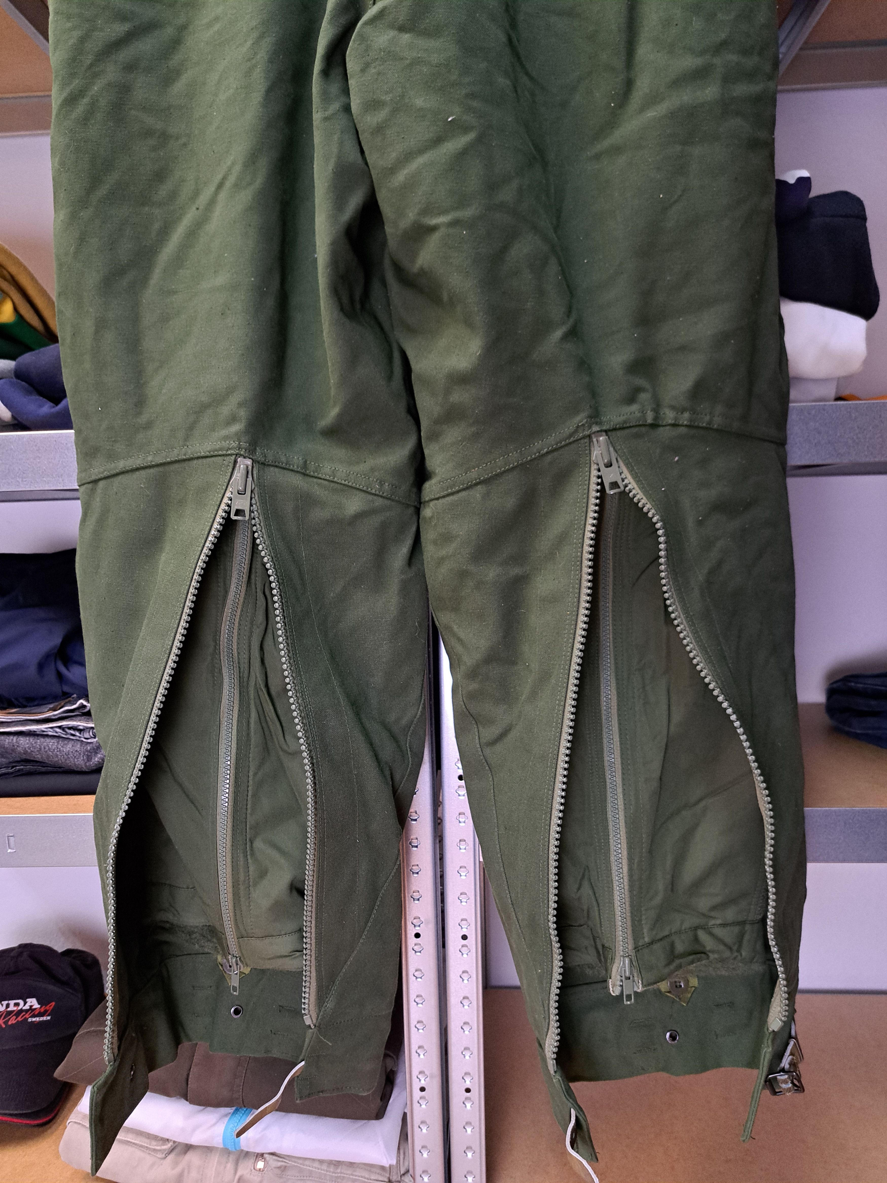 Vintage Vintage 60s Swedish Army Motorcycle Overalls Pants Pharell Size US 38 / EU 54 - 8 Thumbnail