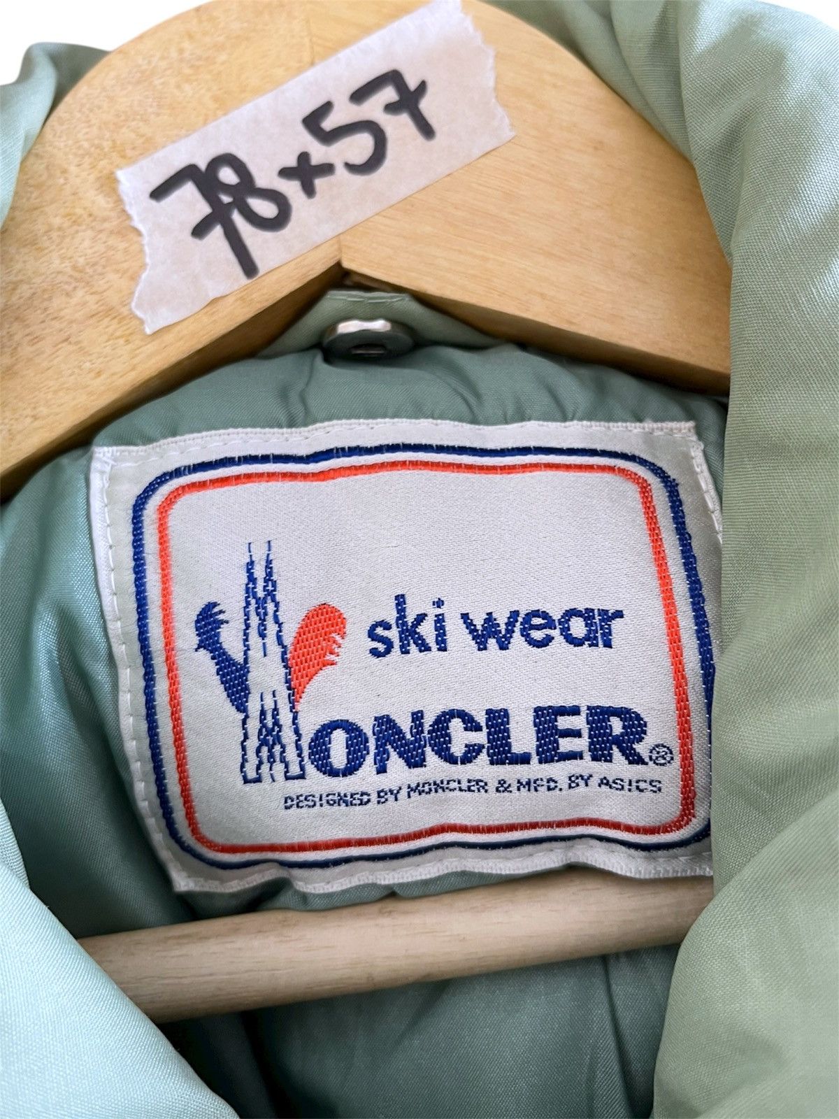 Moncler Vintage moncler ski wear jacket Size US L / EU 52-54 / 3 - 9 Thumbnail