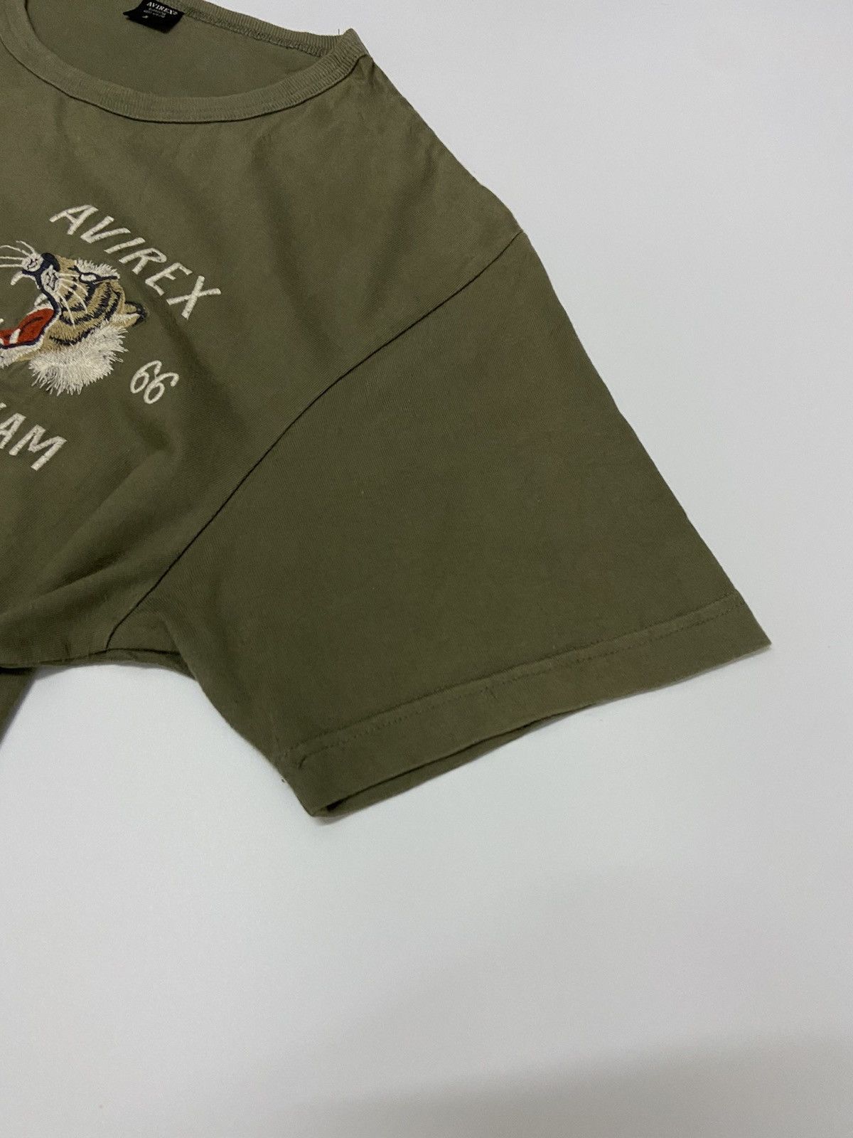 Avirex AVIREX 173 AIRBORNE VIETNAM WAR TEE Size US L / EU 52-54 / 3 - 11 Thumbnail