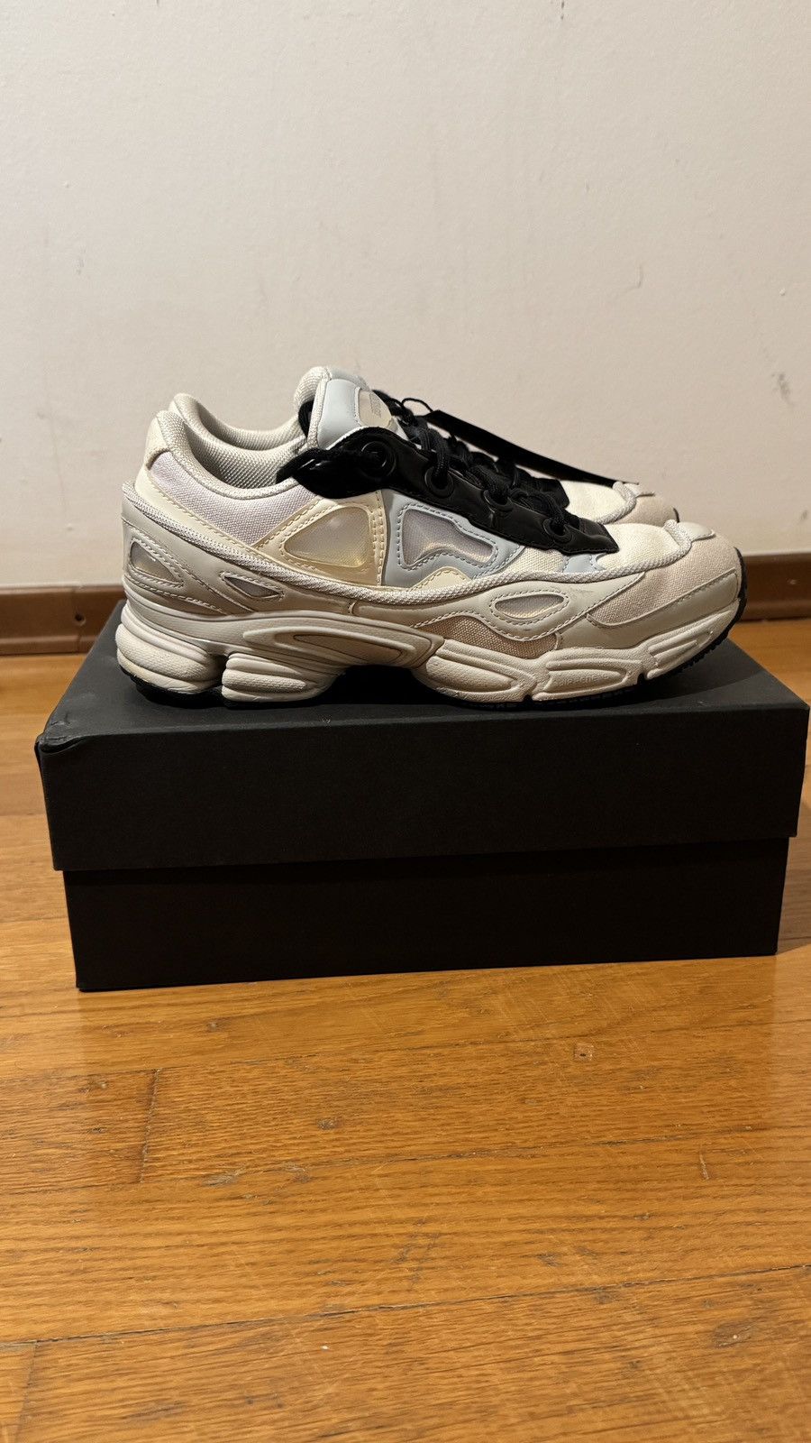 Adidas × Raf Simons Adidas x Raf Simons Ozweego Size US 7.5 / EU 40-41 - 3 Thumbnail