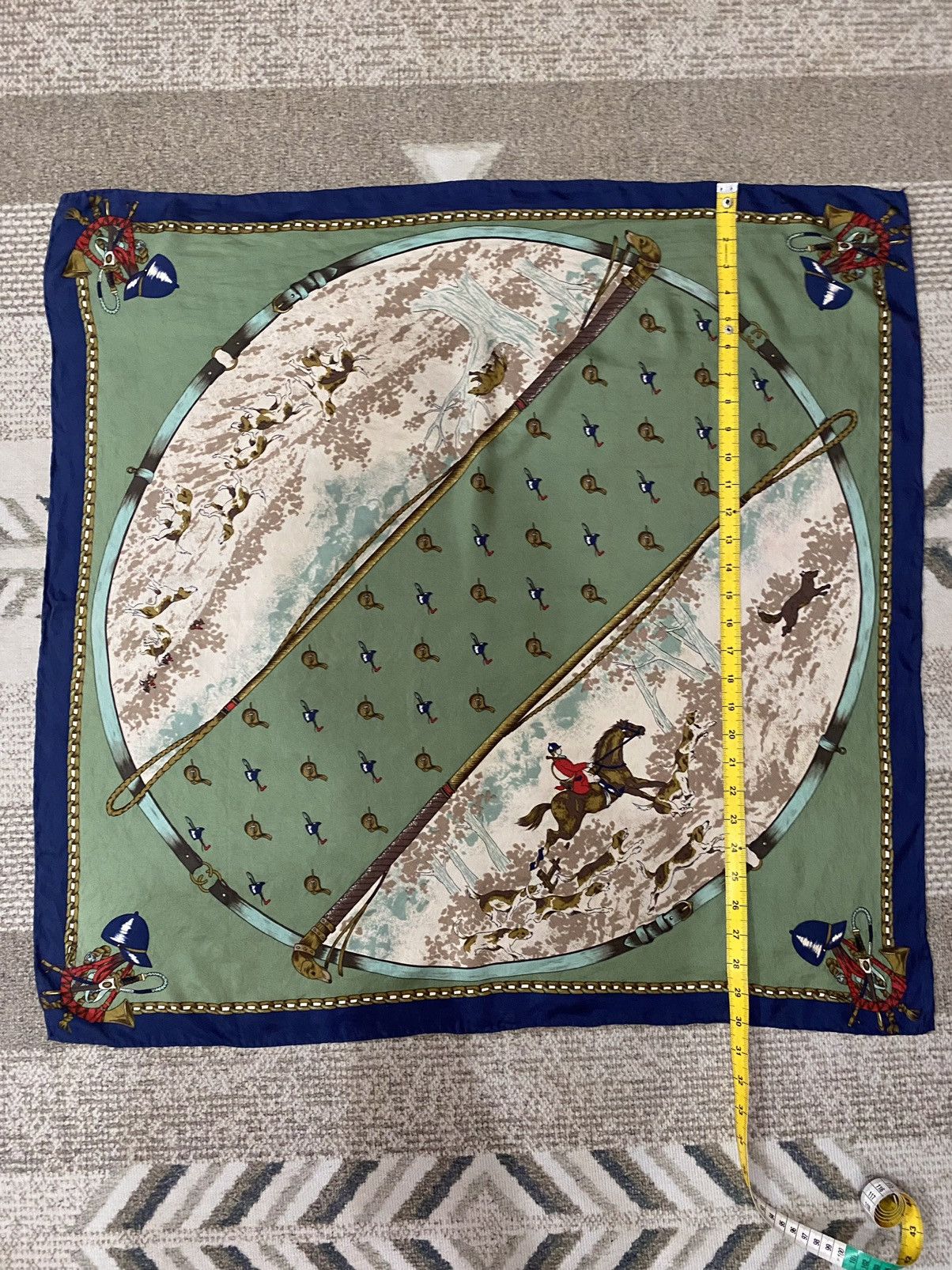 Vintage Vintage RareDesign Scarf/Scarves/Pocket Square/Handkerchief Size ONE SIZE - 7 Thumbnail