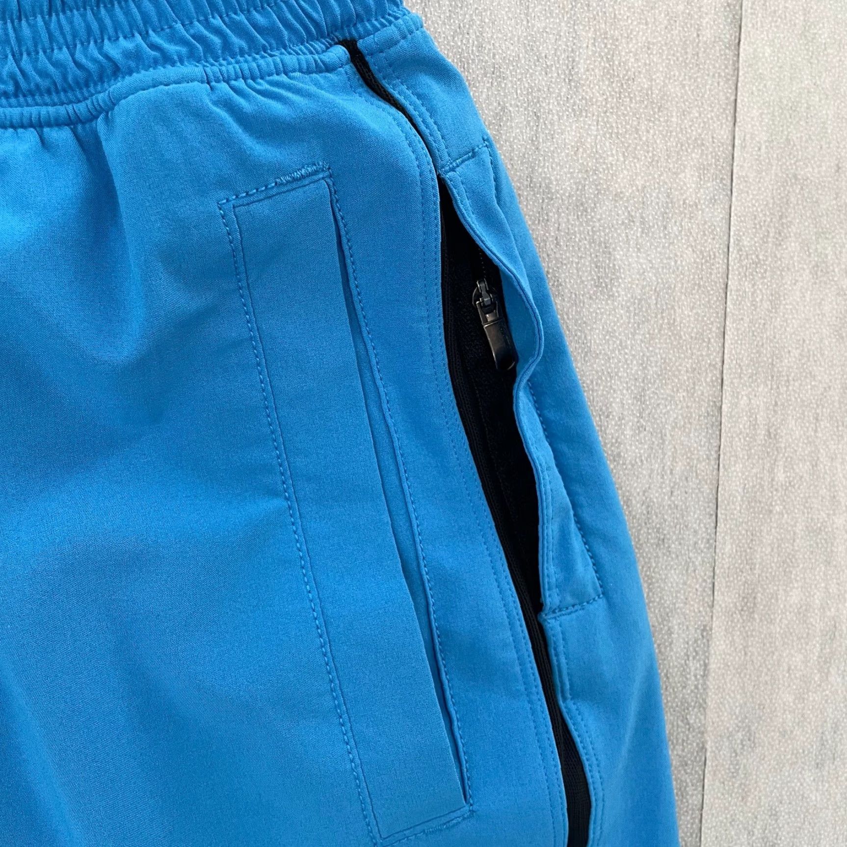 Lululemon Pace Breaker Shorts Adult Small Blue Active Gym Drawstring Athletic Mens
