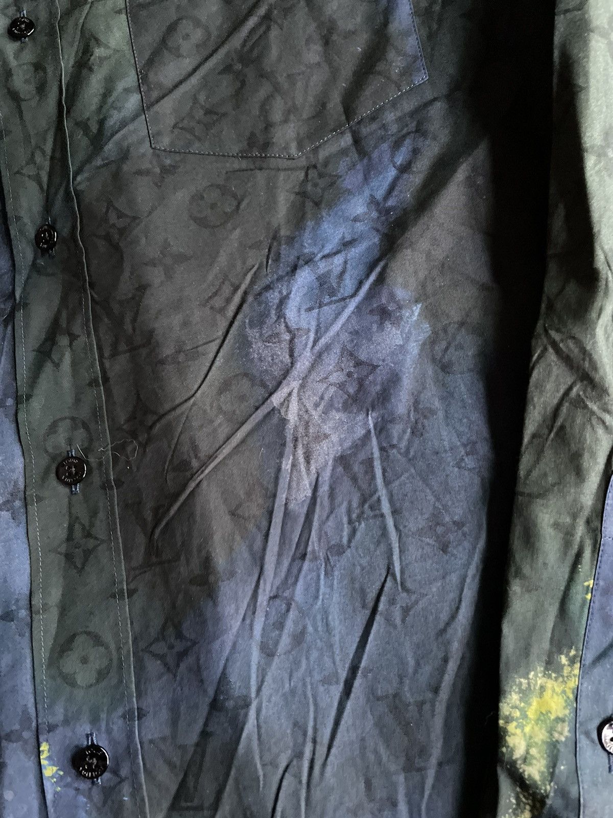 Louis Vuitton Louis Vuitton Tie Dye Monogram Shirt Size US L / EU 52-54 / 3 - 2 Thumbnail