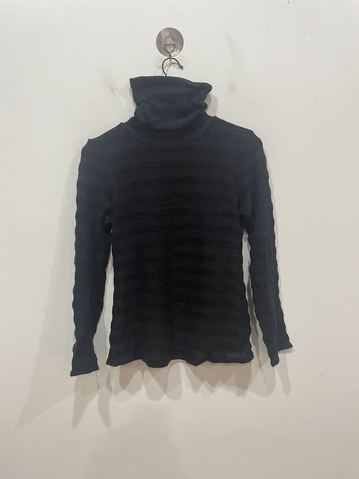 Tornado Mart Tornado Mart Roll-Neck Sweatshirt Size ONE SIZE - 1 Thumbnail