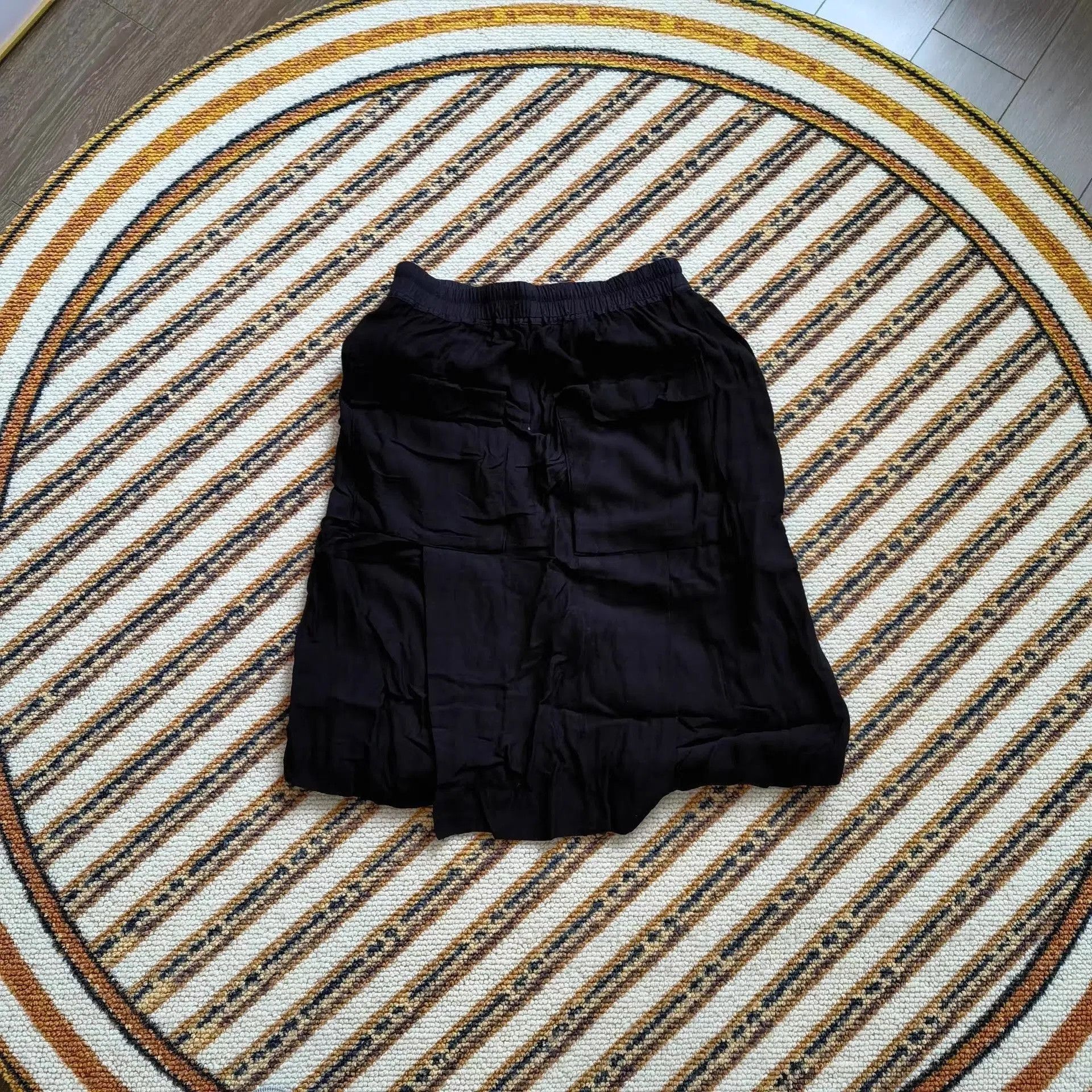 Rick Owens Black Loose-Fit Shorts Size 32. Size US 32 / EU 48 - 3 Thumbnail
