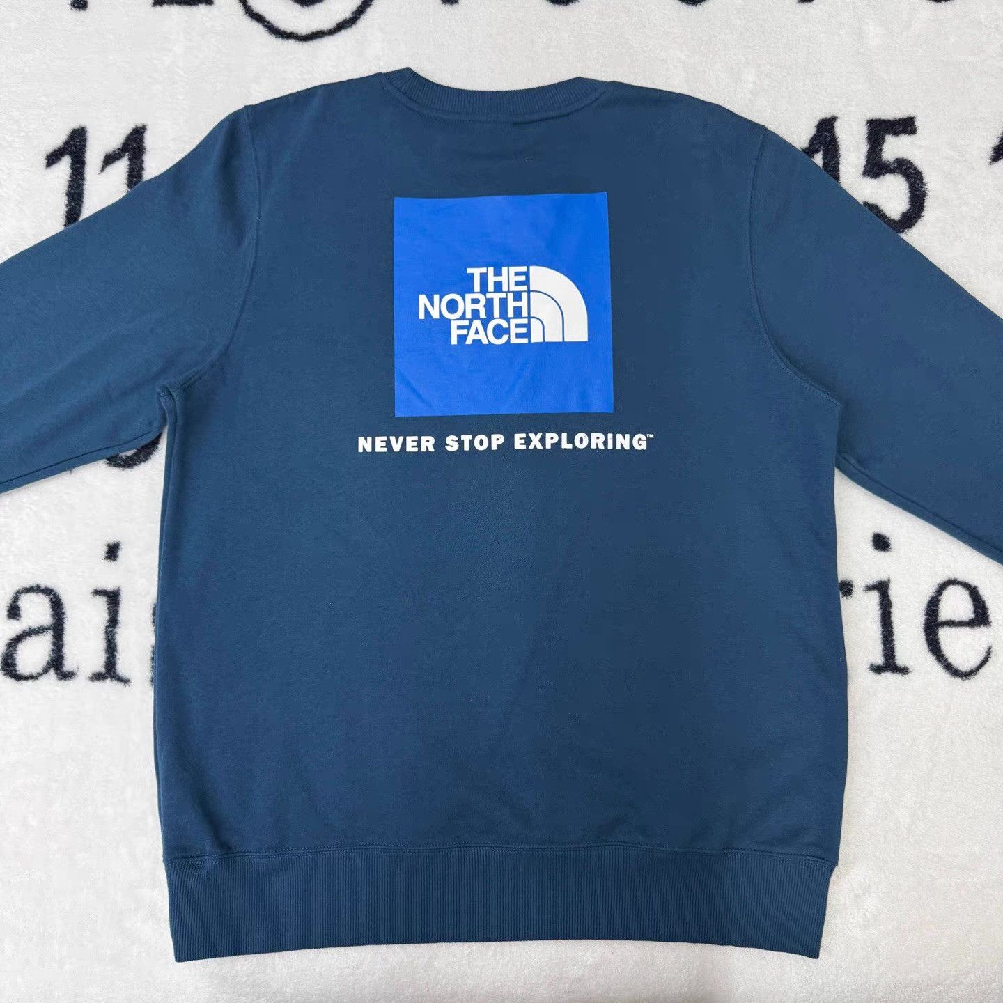 The North Face The North Face Navy Fleece Lined Crew Neck Sweatshirt Q10 Size US L / EU 52-54 / 3 - 3 Thumbnail