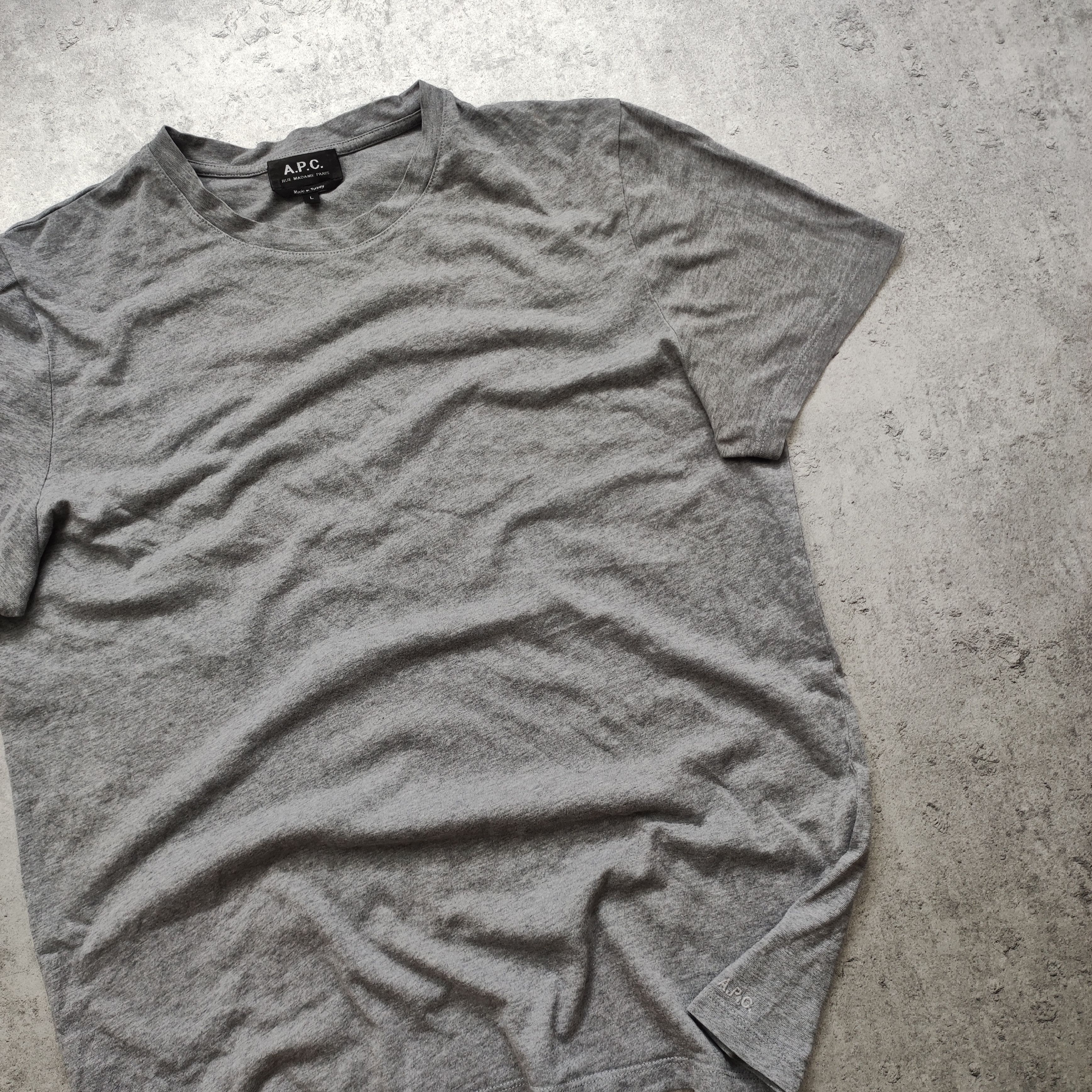 A.P.C. A.P.C Paris Classic Cotton Small Logo Tshirt Size US L / EU 52-54 / 3 - 3 Thumbnail