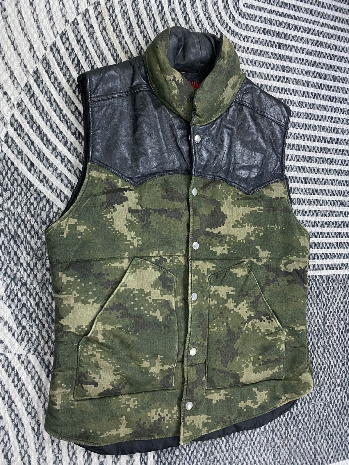 Japanese Brand 🔥Red Mohican Camouflage Punk Jacket Size US M / EU 48-50 / 2 - 3 Thumbnail