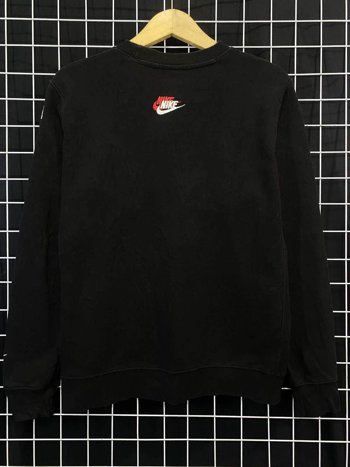 Nike NIKE SEVEN 7 SWOOSH SWEATSHIRT CREWNECK Size US M / EU 48-50 / 2 - 4 Thumbnail